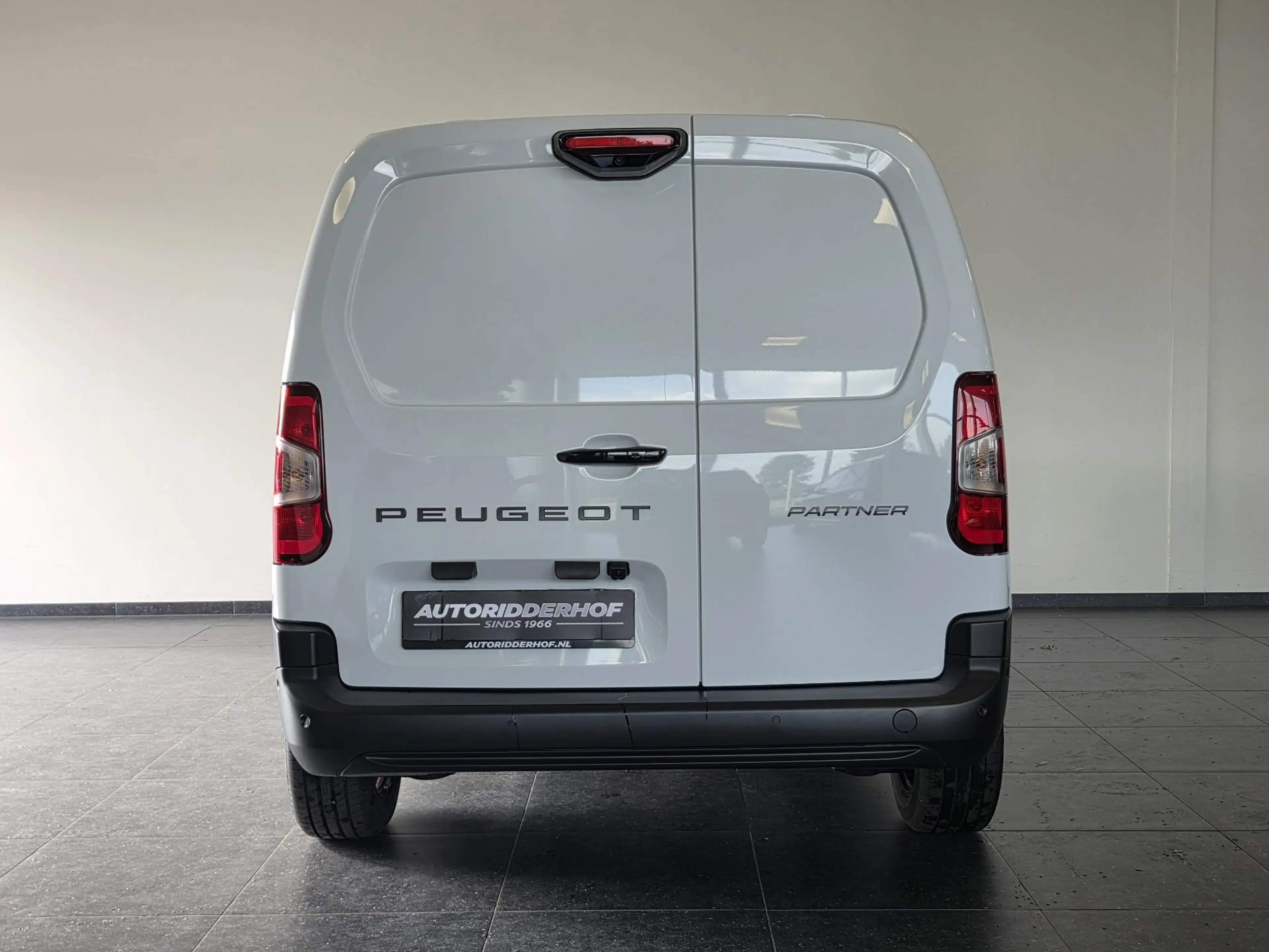 Peugeot Partner L1 1.5 BlueHDi 130 EAT8 S&S | Incl. BPM | Bomvol | — photo 10
