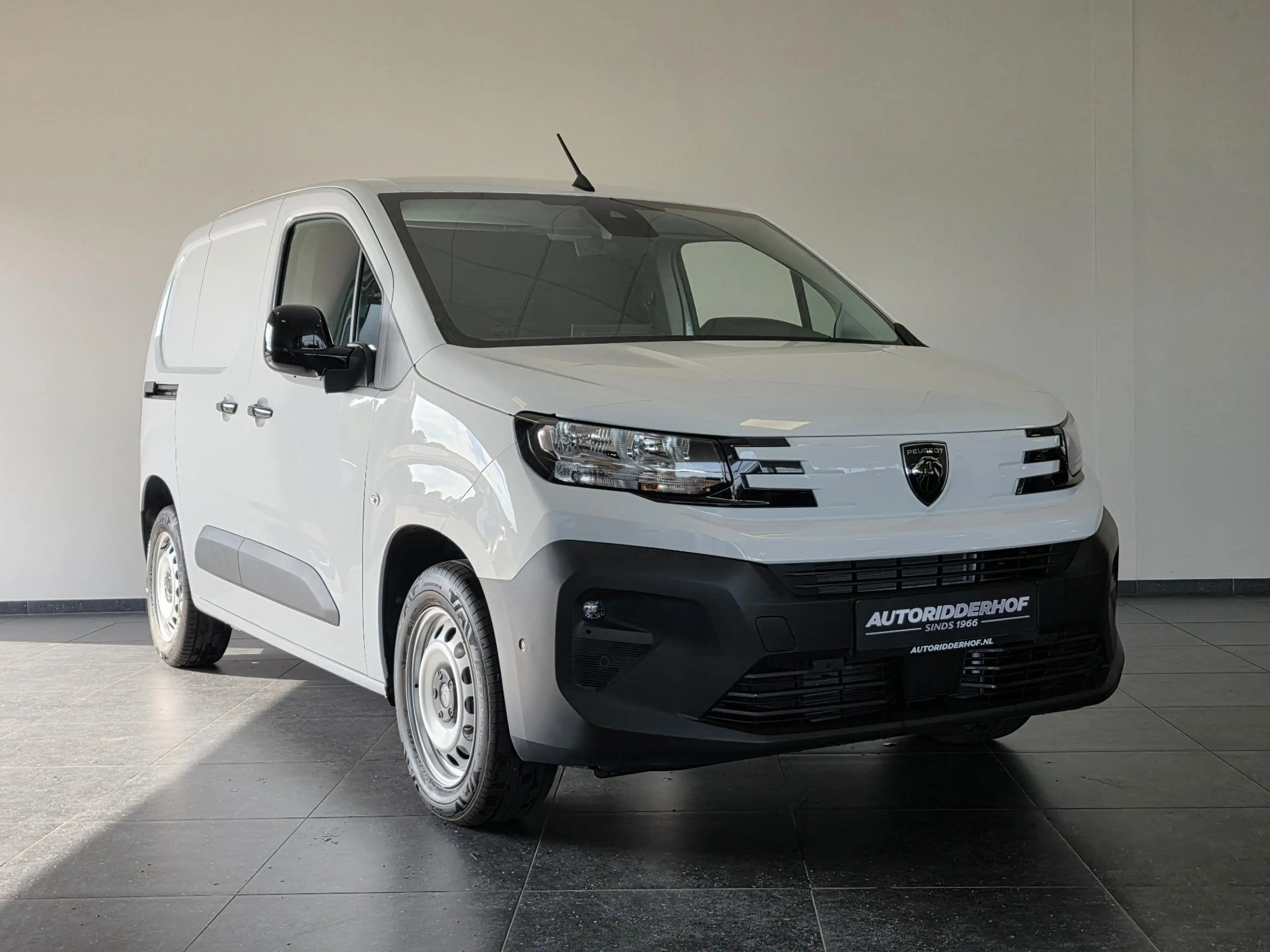 Peugeot Partner L1 1.5 BlueHDi 130 EAT8 S&S | Incl. BPM | Bomvol | — photo 4