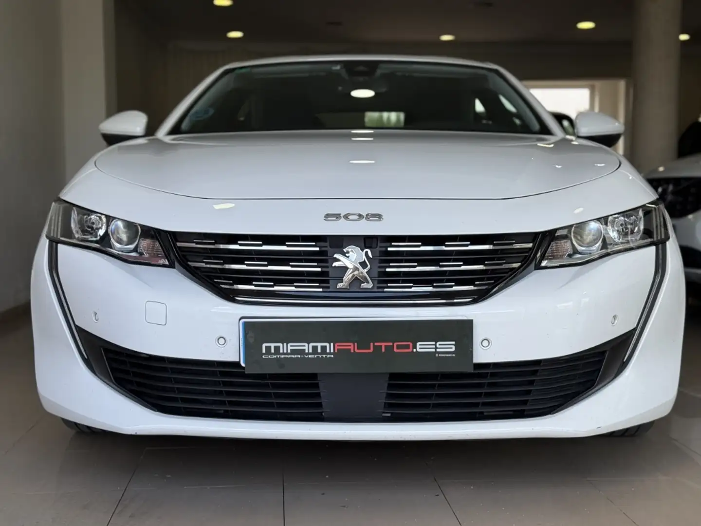 Peugeot 508 1.5BlueHDi S&S Business Line 130 Blanc - 1