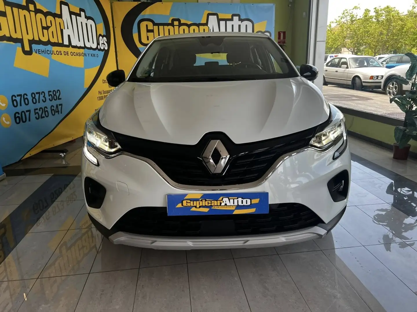 Renault Captur TCe Equilibre 74kW GLP Wit - 2