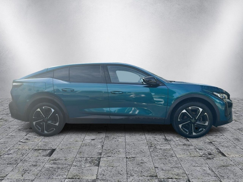 Peugeot 408 Allure PureTech 130 EAT8 — photo 6