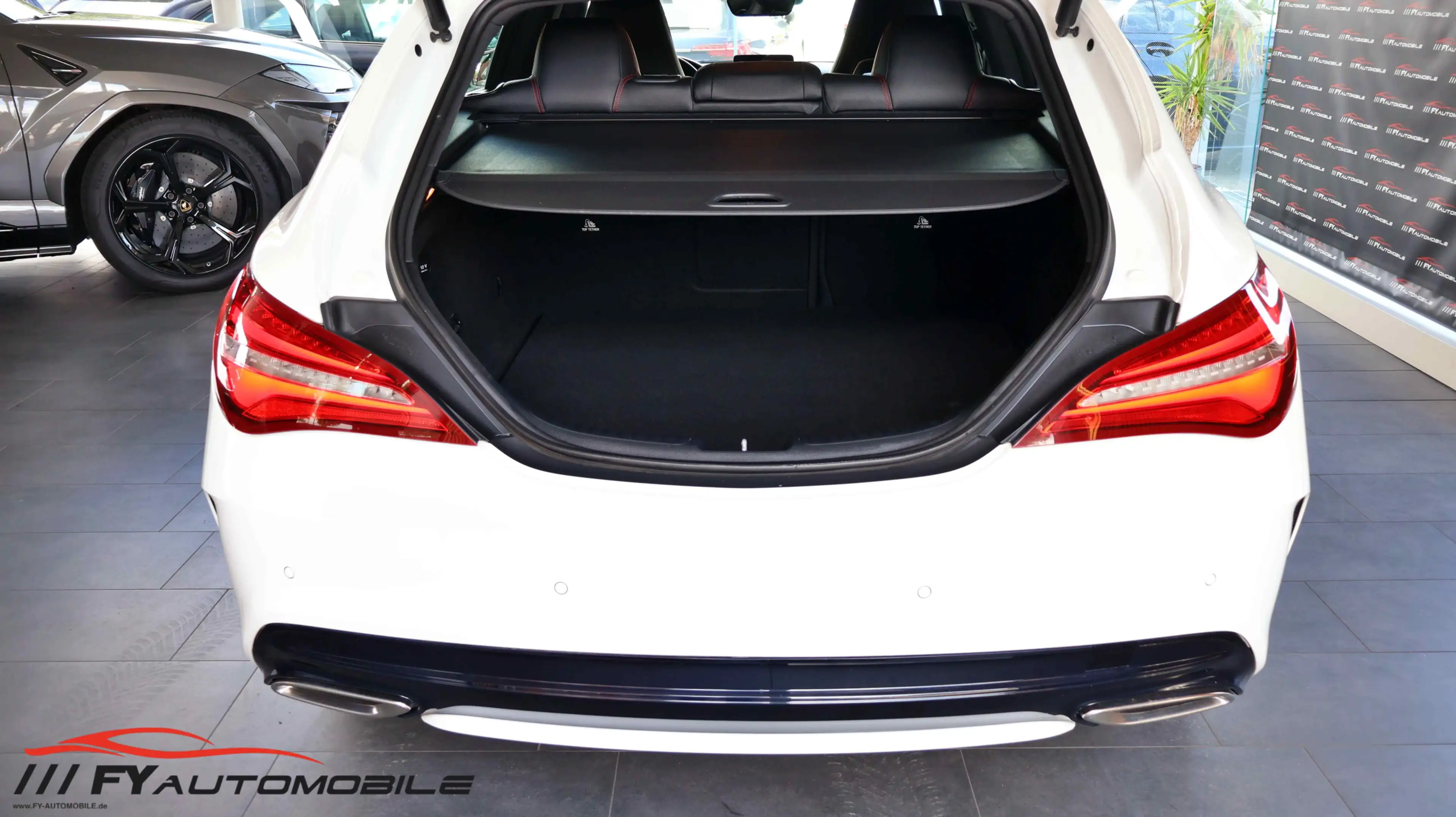 Mercedes-Benz CLA 220 CDI dAMG Line — photo 5