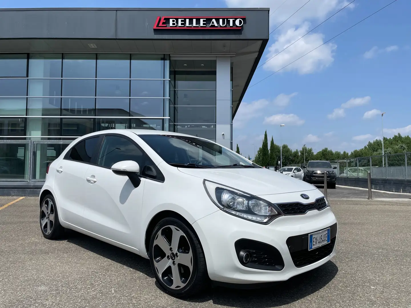 Kia Rio Rio 5p 1.4 crdi Cool Blanc - 1