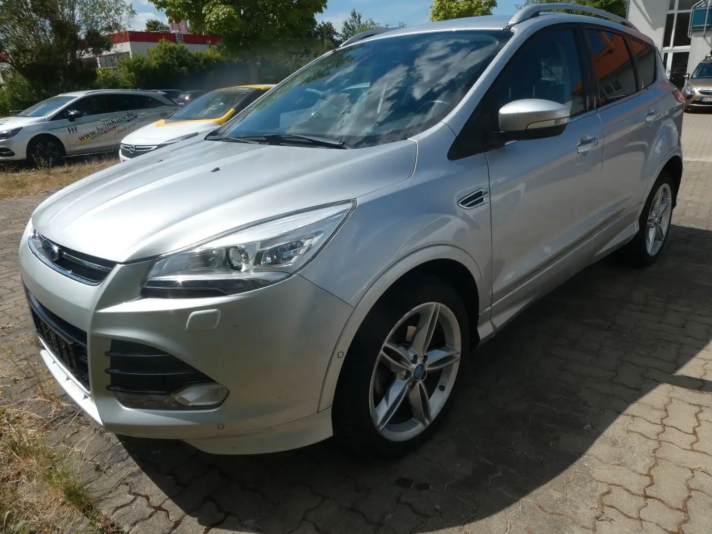 Ford Kuga Individual Zilver - 1
