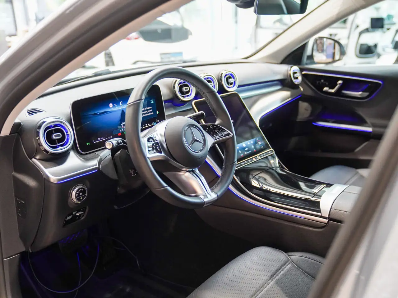 Mercedes-Benz C-Class C 300 T de AVANTGARDE Panorama Kamera Memory LED, миниатюра 16
