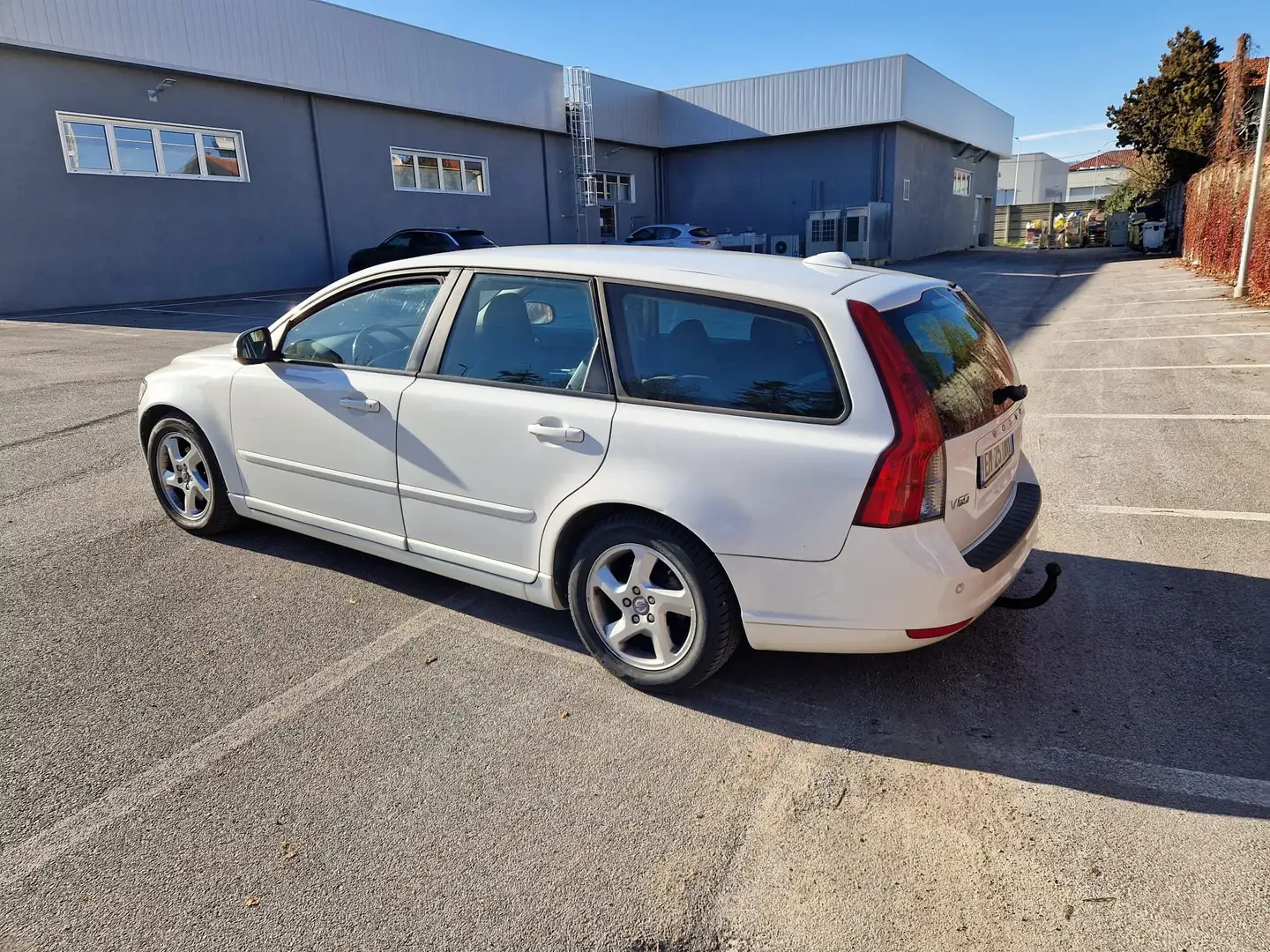 Volvo V50 V50 1.6 D2 Momentum 109cv Biały - 2