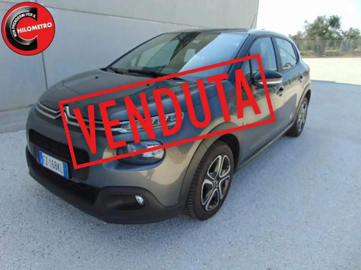 Citroen C3 PureTech  Feel Grijs - 1