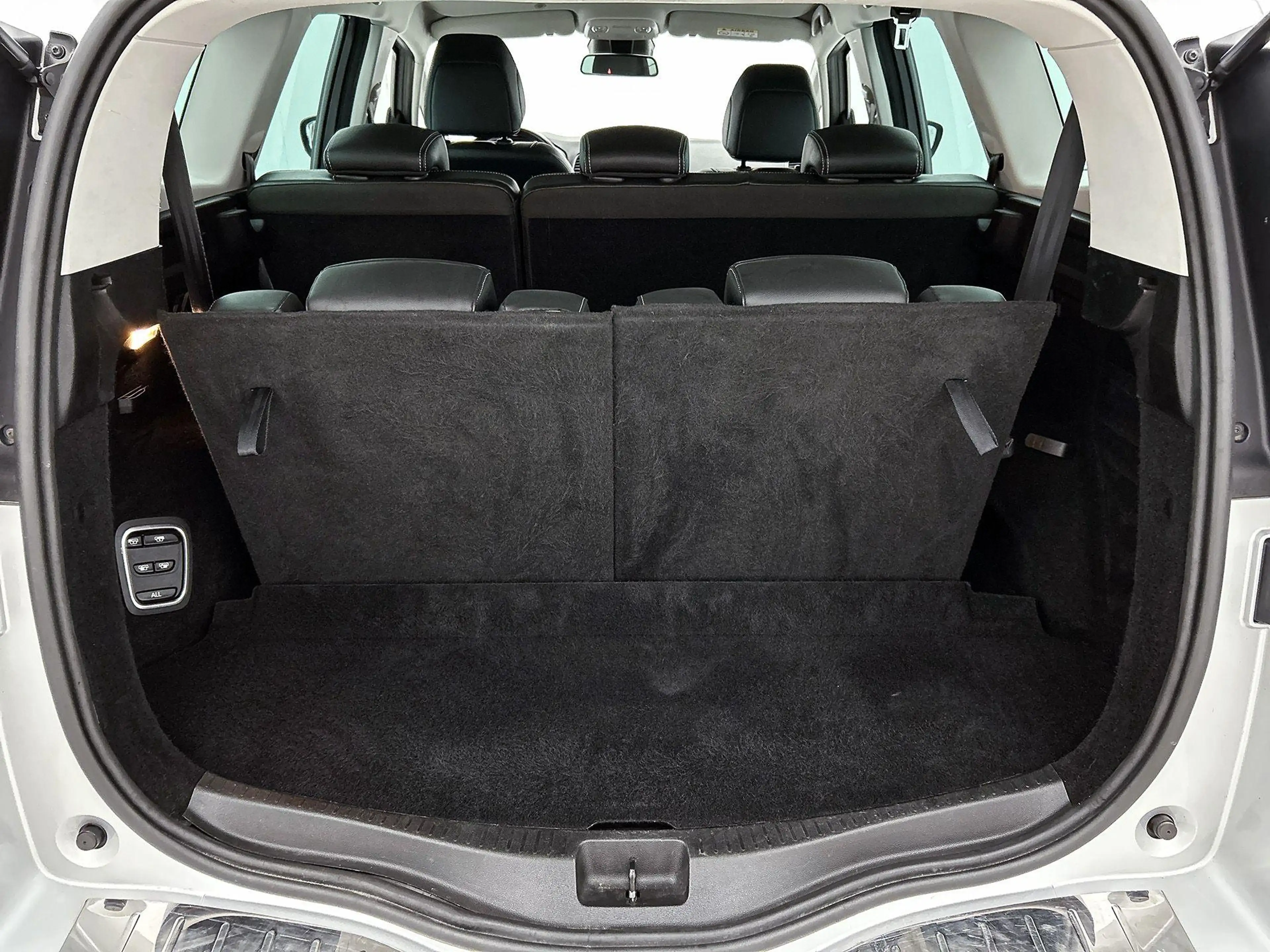 Renault Grand Scenic 1.3 TCe Intens 7p. — photo 14