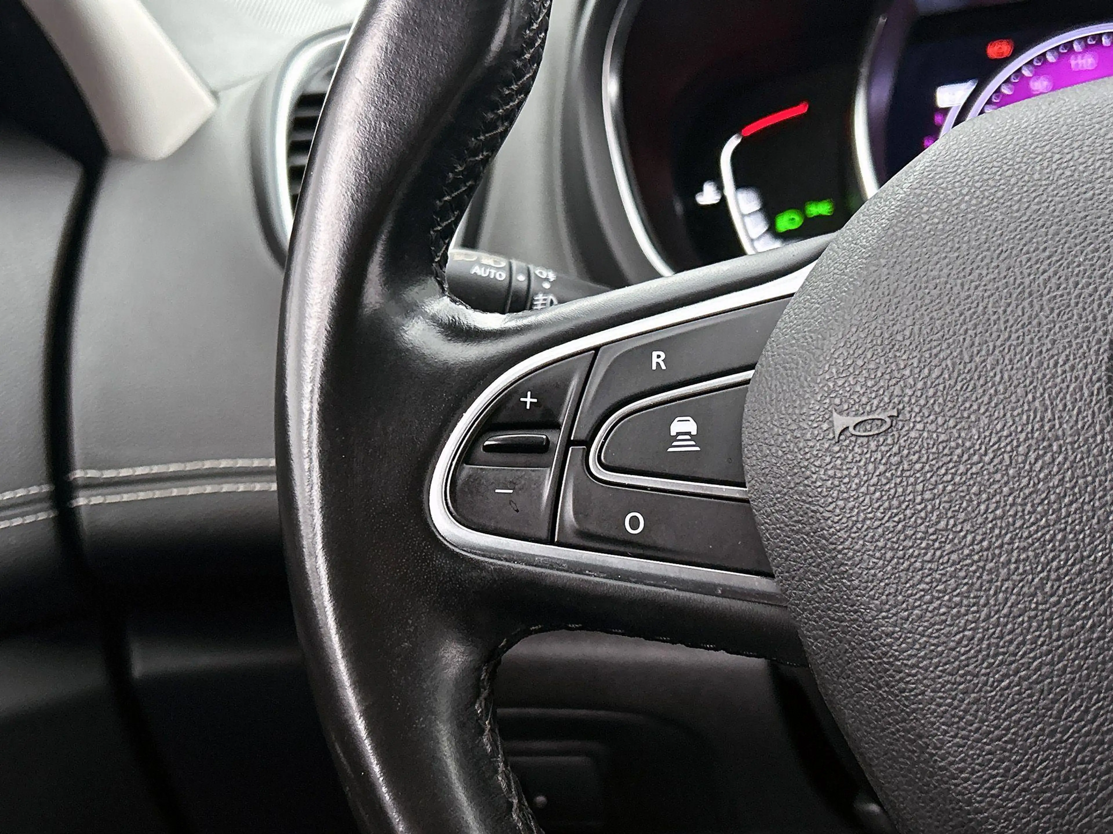 Renault Grand Scenic 1.3 TCe Intens 7p. — photo 5