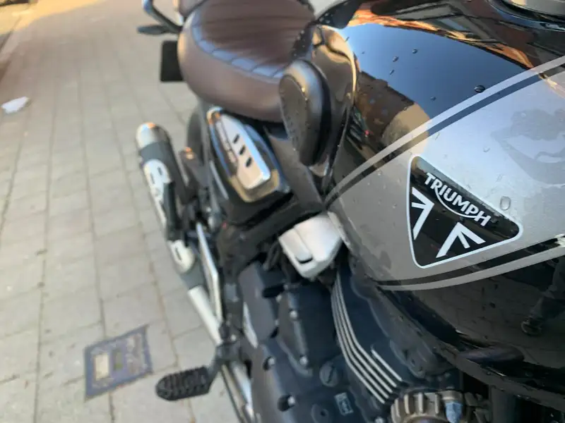 Triumph Scrambler 400 X - foto 4