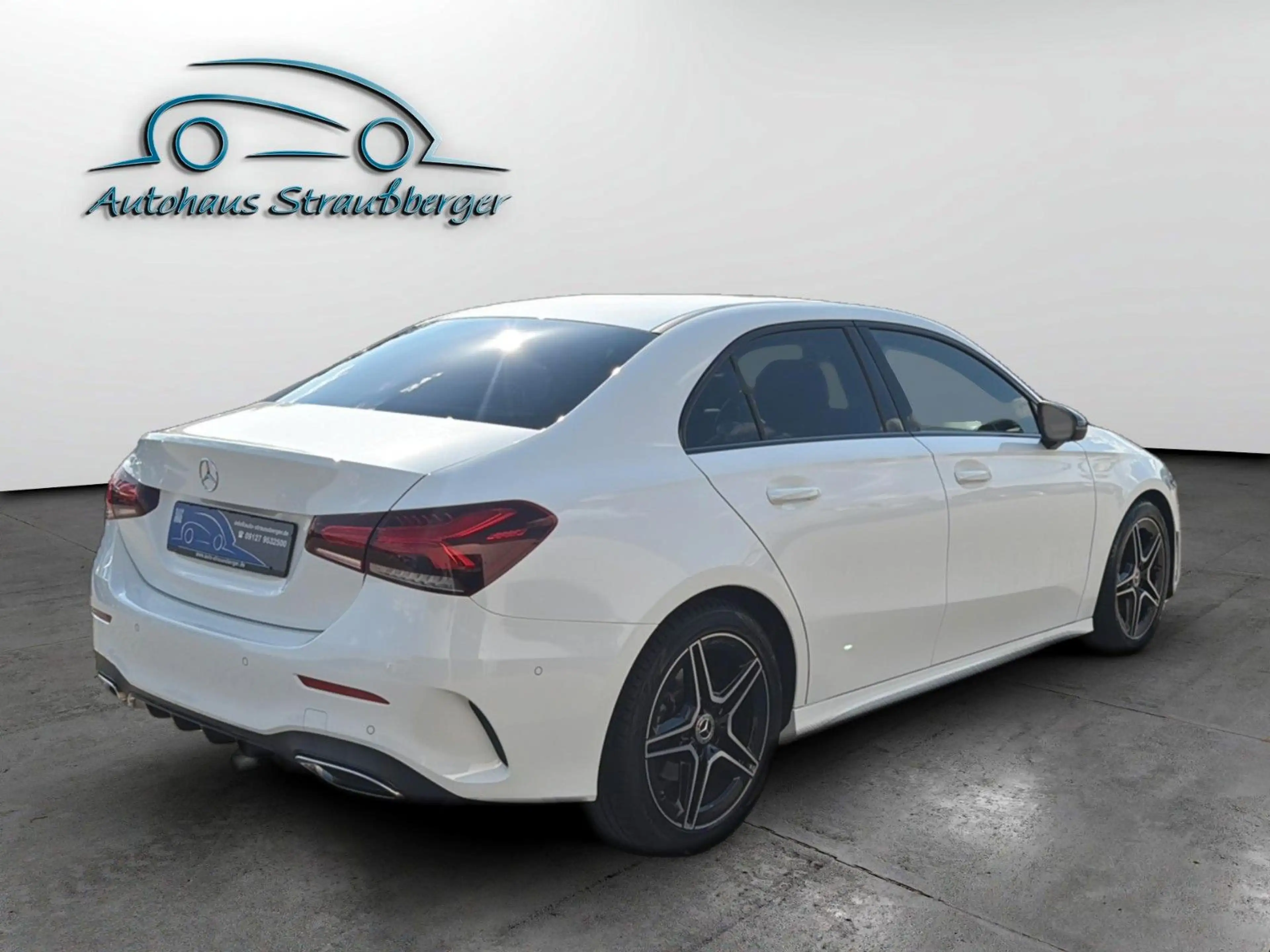 Mercedes-Benz A 200 Lim /LED/SHZ/PDC/Night-Paket/AMG Line/TEMP — photo 6
