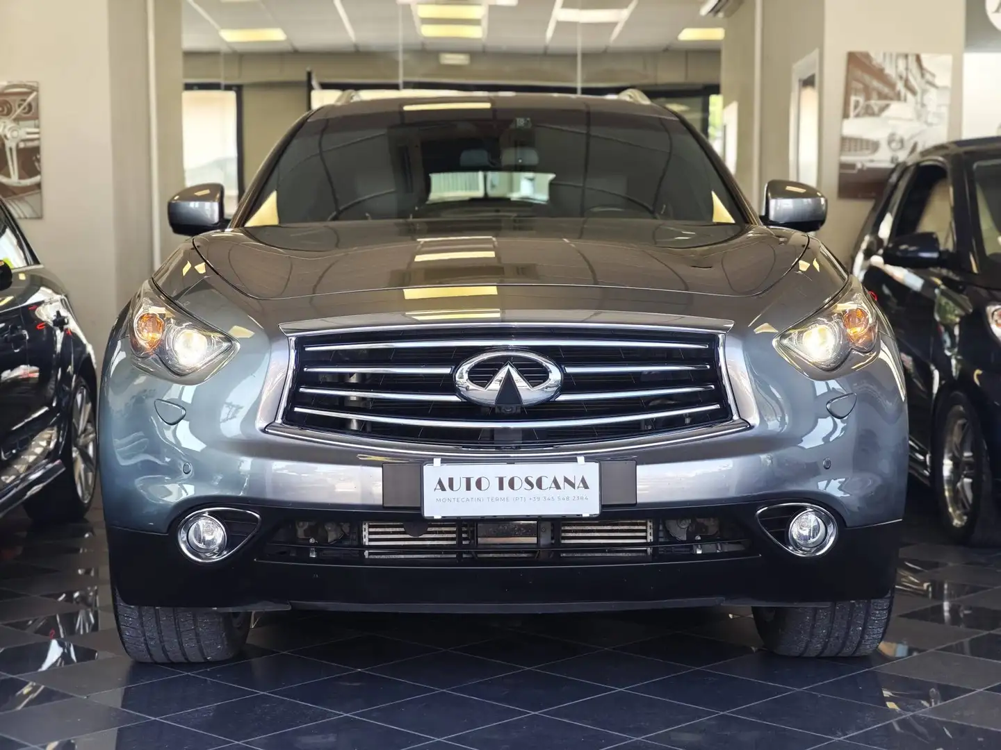 Infiniti FX QX70 (FX) QX70 (FX) 3.0d V6 S Premium auto FL Grau - 2