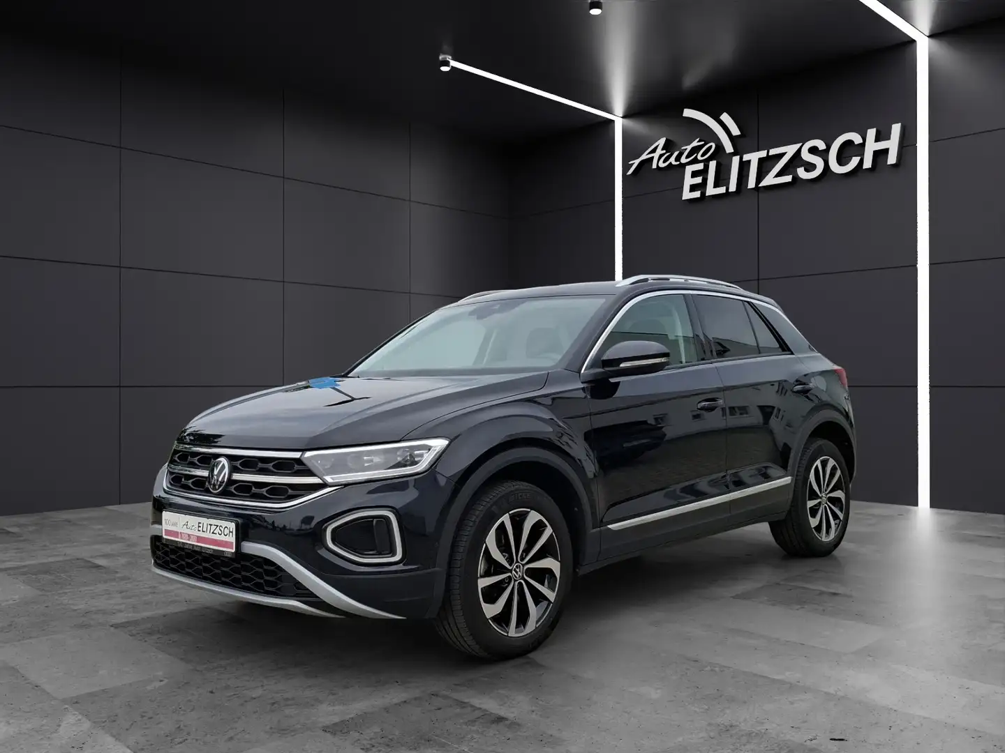 Volkswagen T-Roc TDI DSG Style LED AHK Navi AID ACC RFK SH Schwarz - 2
