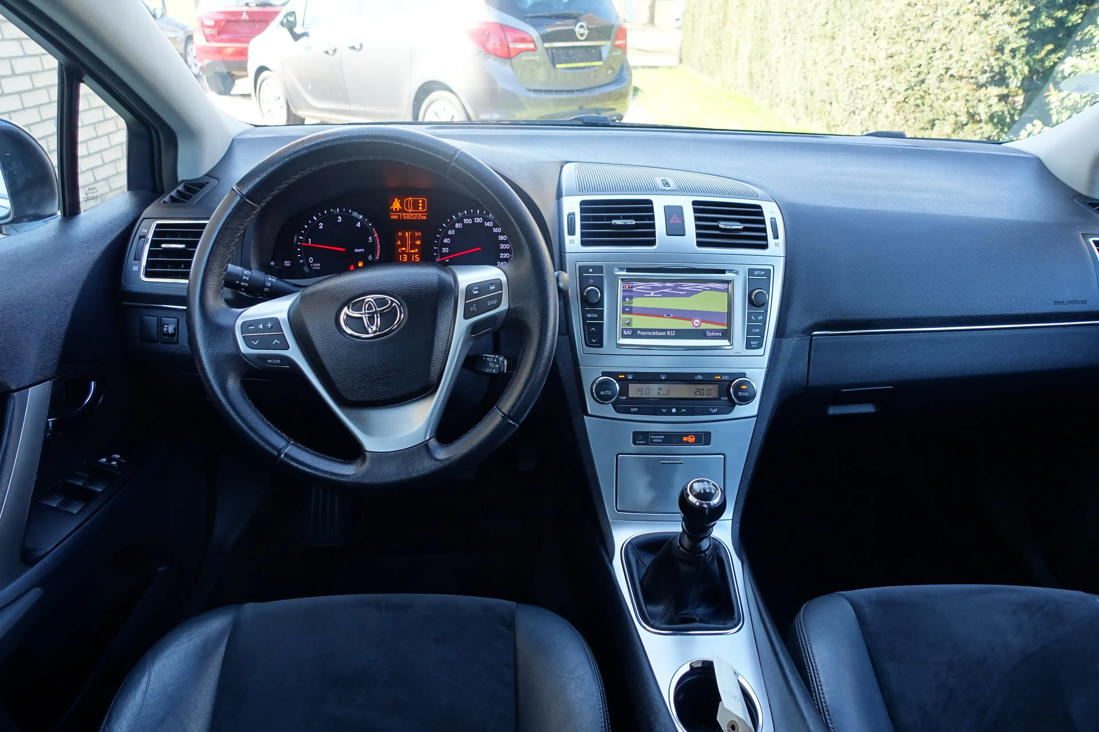Toyota Avensis 2.0 D-4D Edition Eerste eigenaar/Premier propriete — photo 10