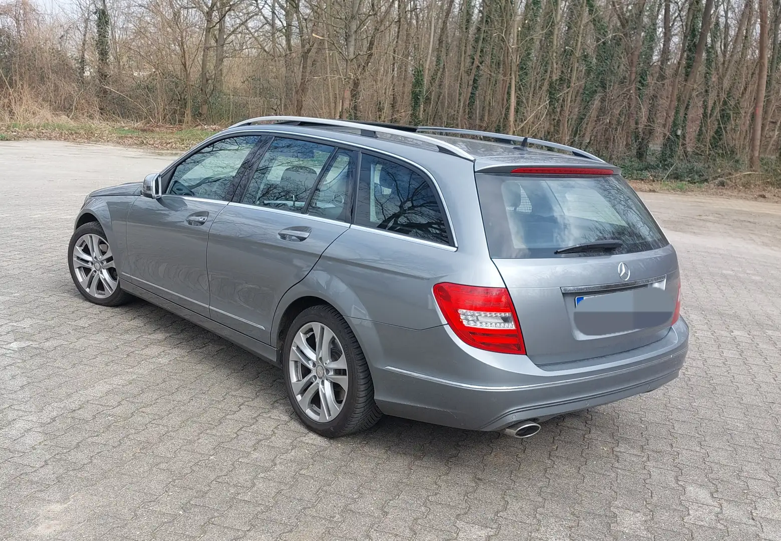 Mercedes-Benz 220 CDI T-Modell Srebrny - 1
