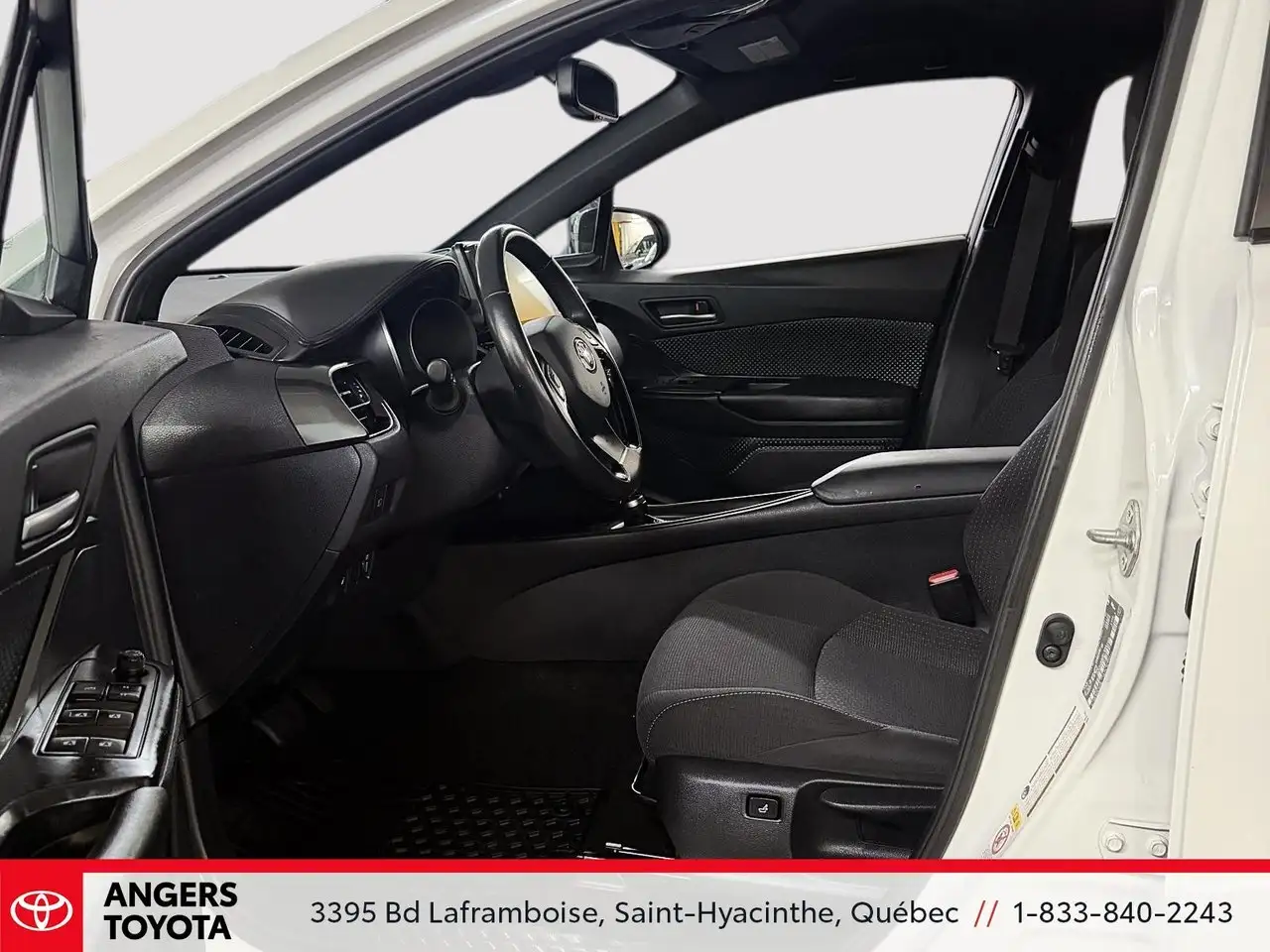 Toyota C-HR fotografie Toyota C-HR