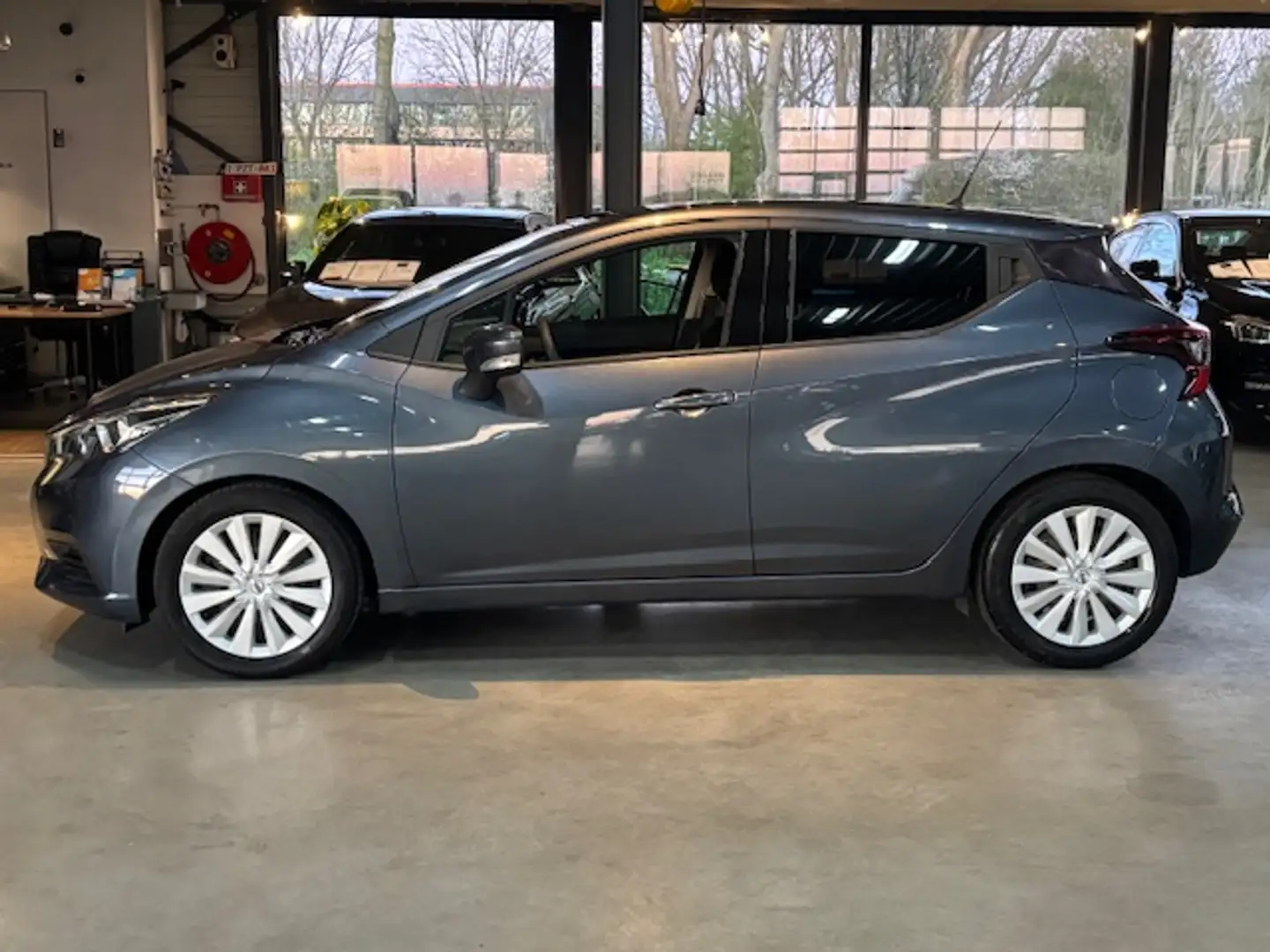 Nissan Micra 1.0 IG-T 100pk Acenta Gris - 2