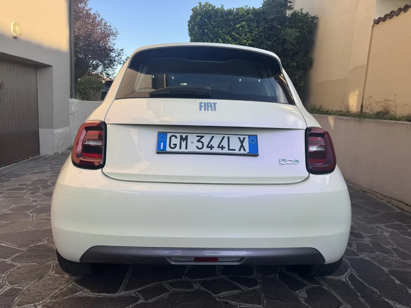 Fiat 500e 500e 42 kWh Bianco - 1