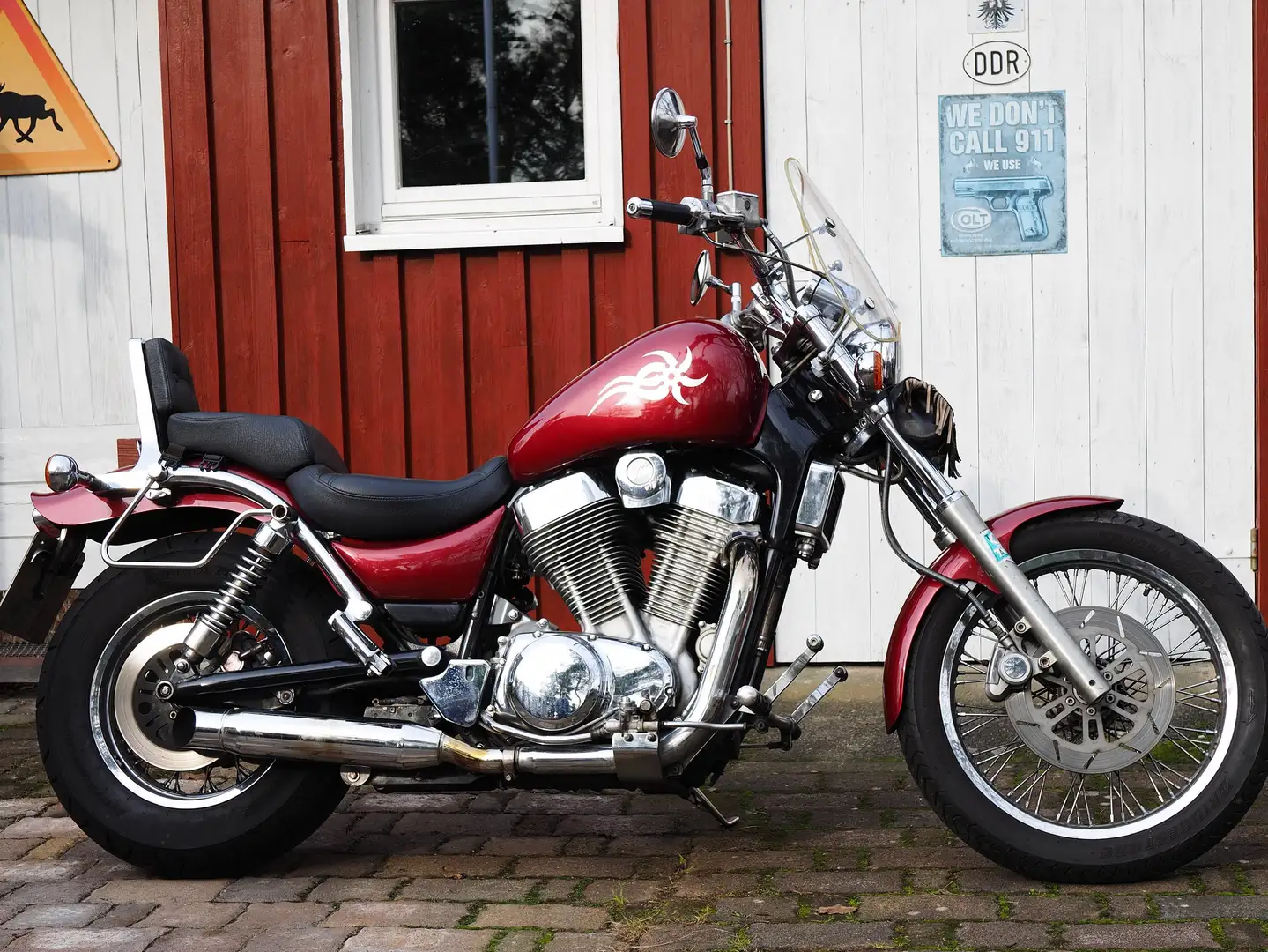 Suzuki VS 1400 Intruder Rood - 2