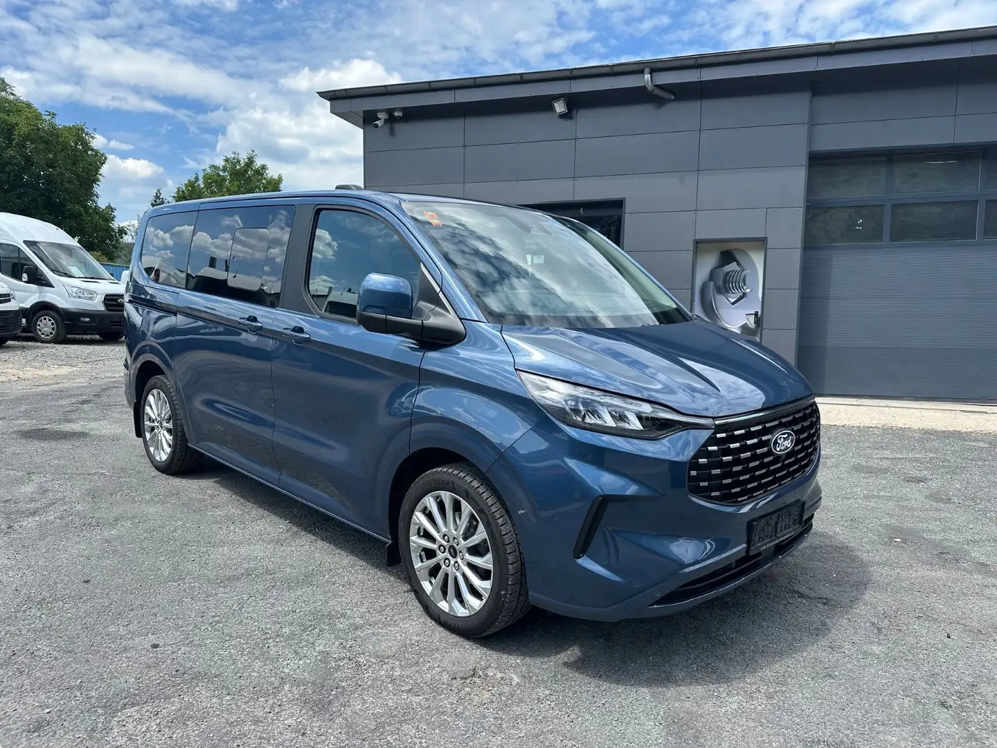 Ford Tourneo Custom Titanium 320 L1,AHK+Alu19+Gar.5Ja Blau - 1