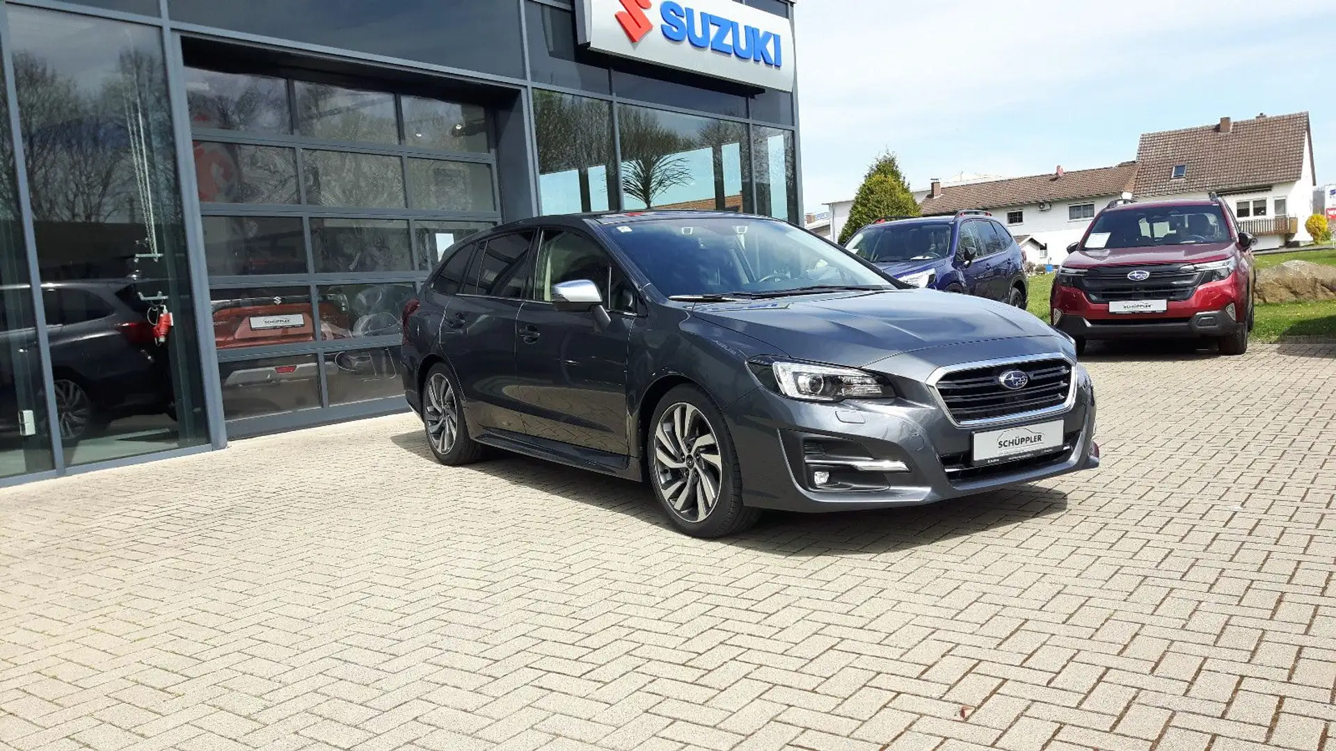 Subaru Levorg 2,0i Exclusive Lineartronic AHK abn. Grau - 2