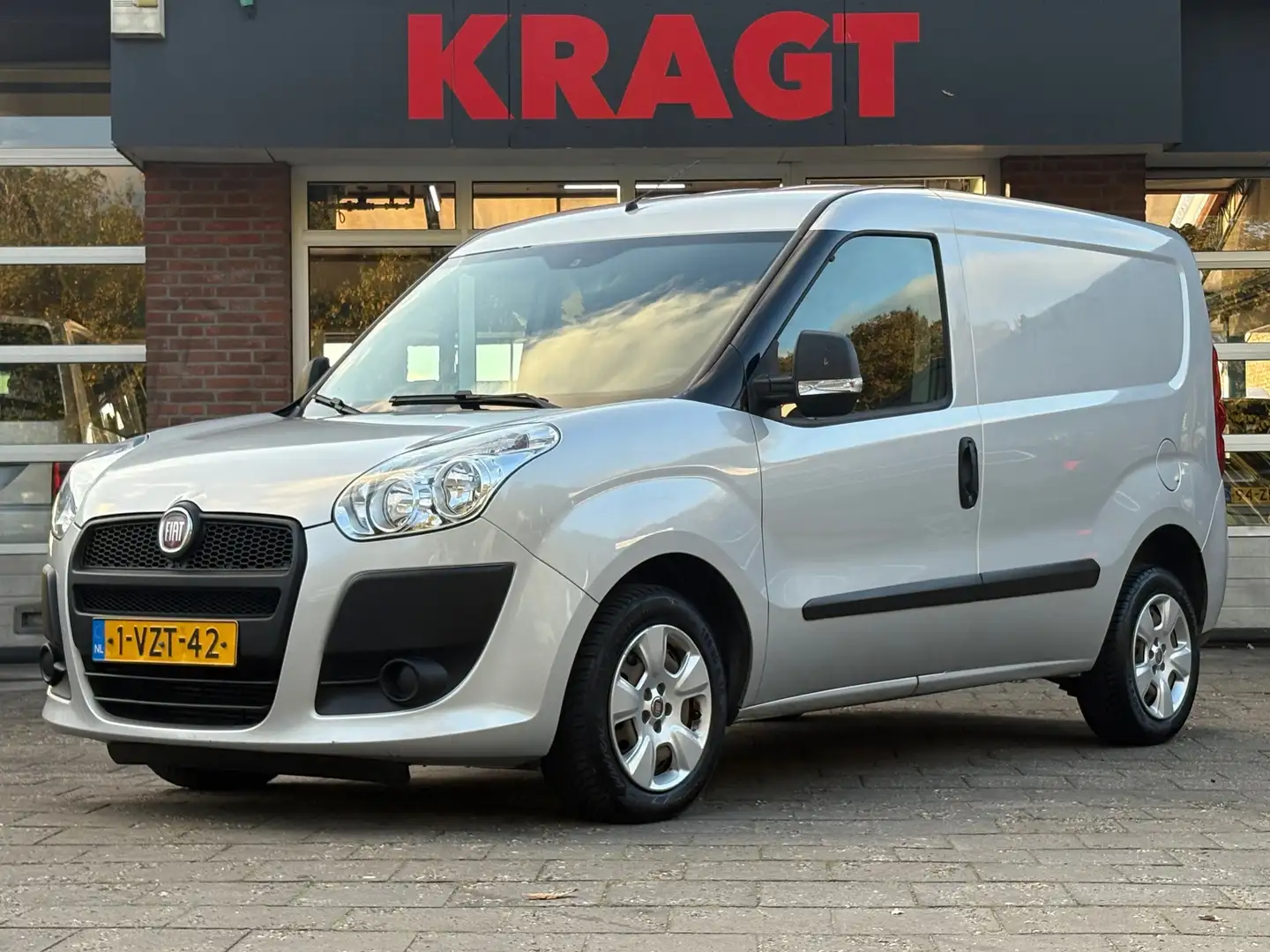 Fiat Doblo Cargo 1.3 MultiJet NAP/EURO5/EXPORT/ Zilver - 1