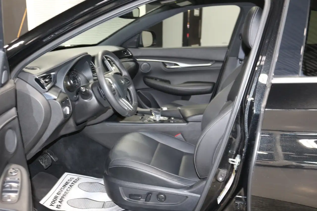 Infiniti QX55 снимка Infiniti QX55