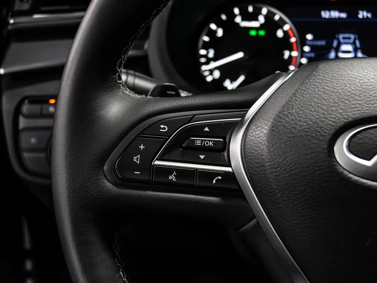 Infiniti QX55 fotografie Infiniti QX55