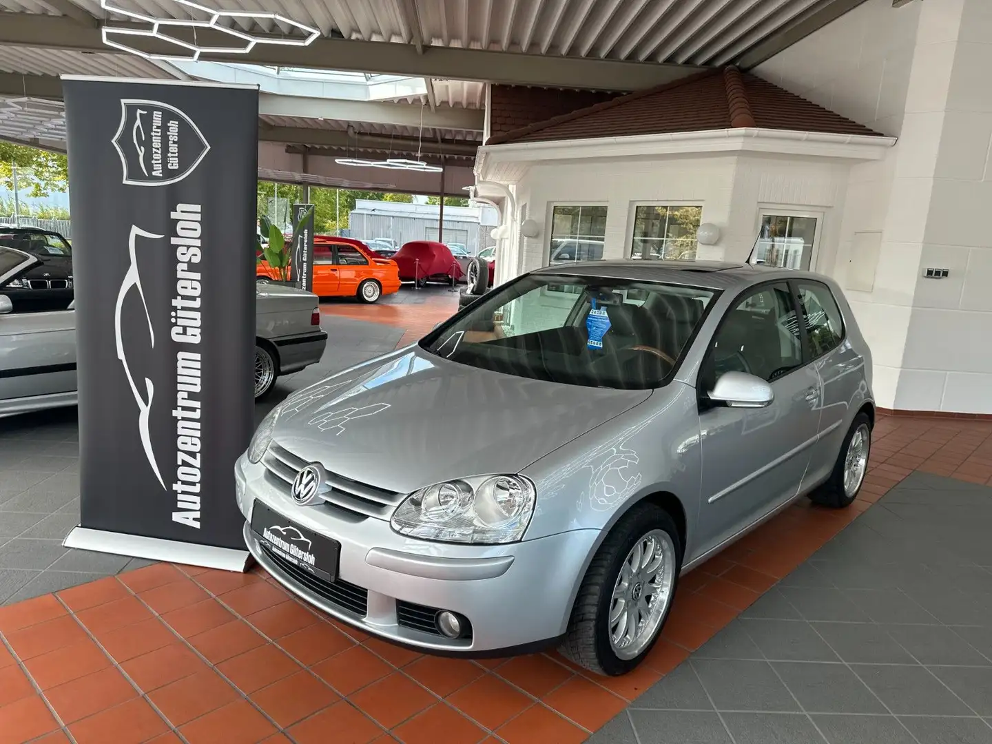 Volkswagen Golf V Lim. Comfortline *VOLLLEDER/ SCHIEBEDACH* Silber - 1