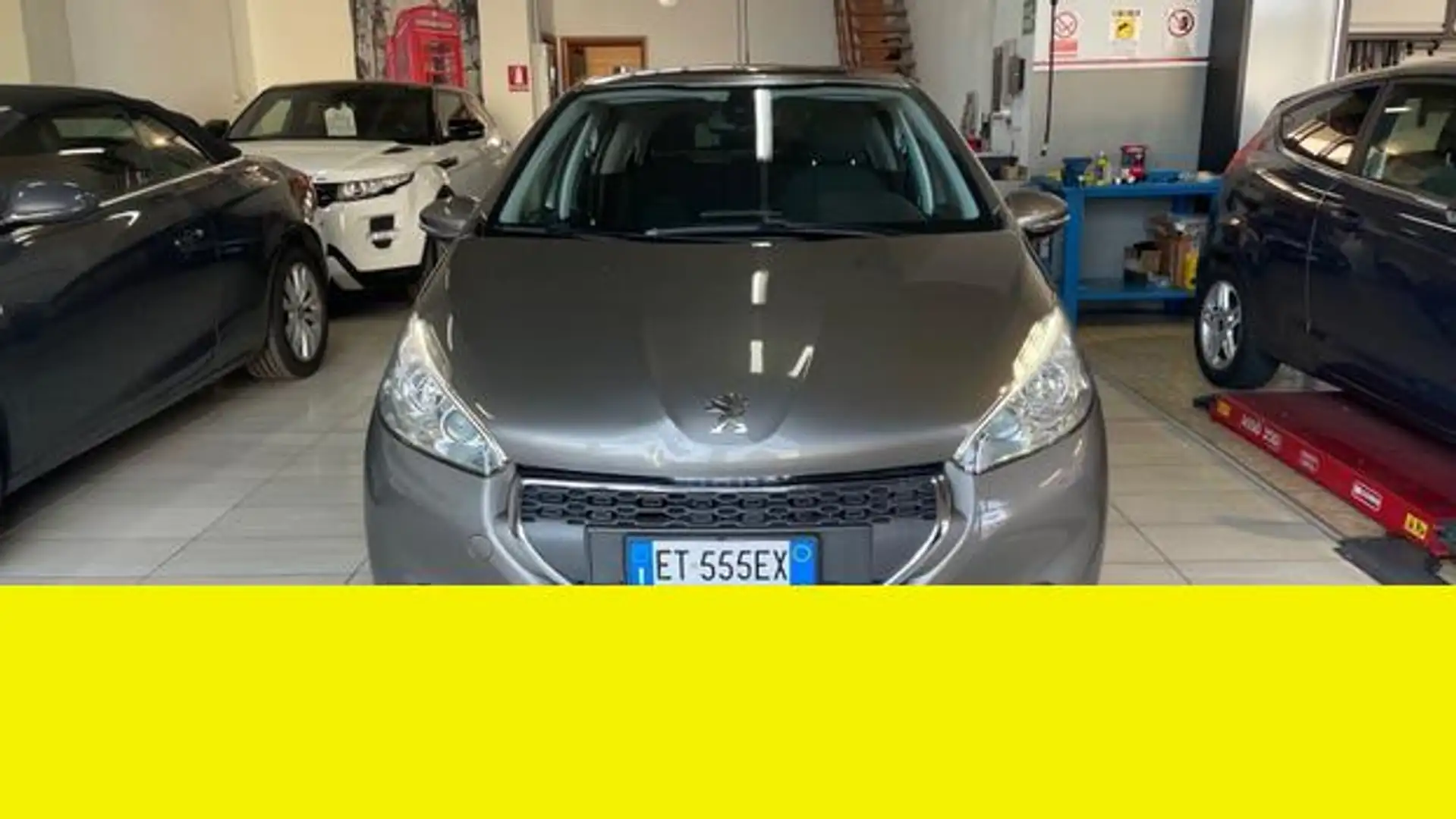 Peugeot 208 - 2