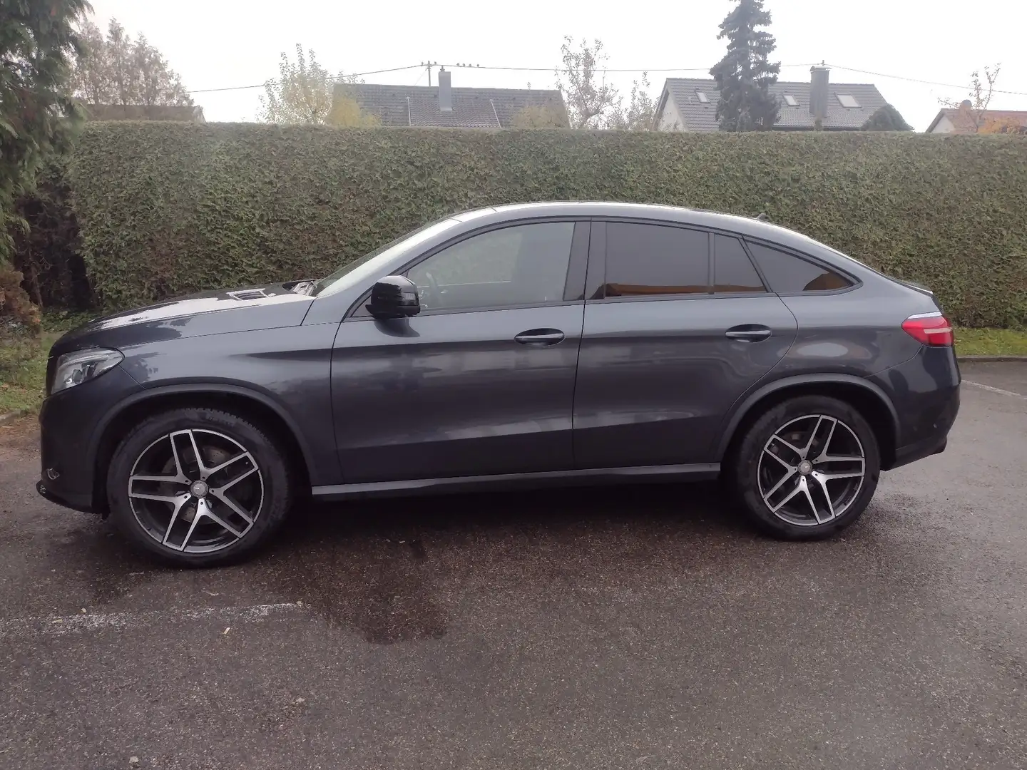 Mercedes-Benz GLE 400 4Matic 9G-TRONIC AMG Line Silver - 1