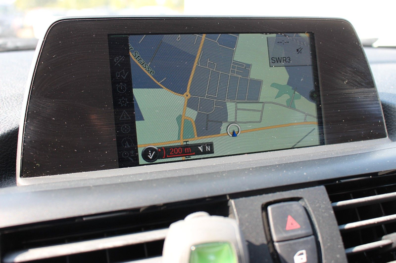 BMW 118 i Sport Line/VOLL SHEFT/BI XENON/LEDER/SHZ/BT — photo 15