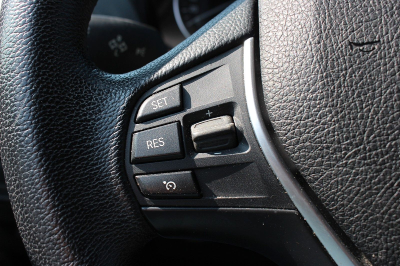 BMW 118 i Sport Line/VOLL SHEFT/BI XENON/LEDER/SHZ/BT — photo 13
