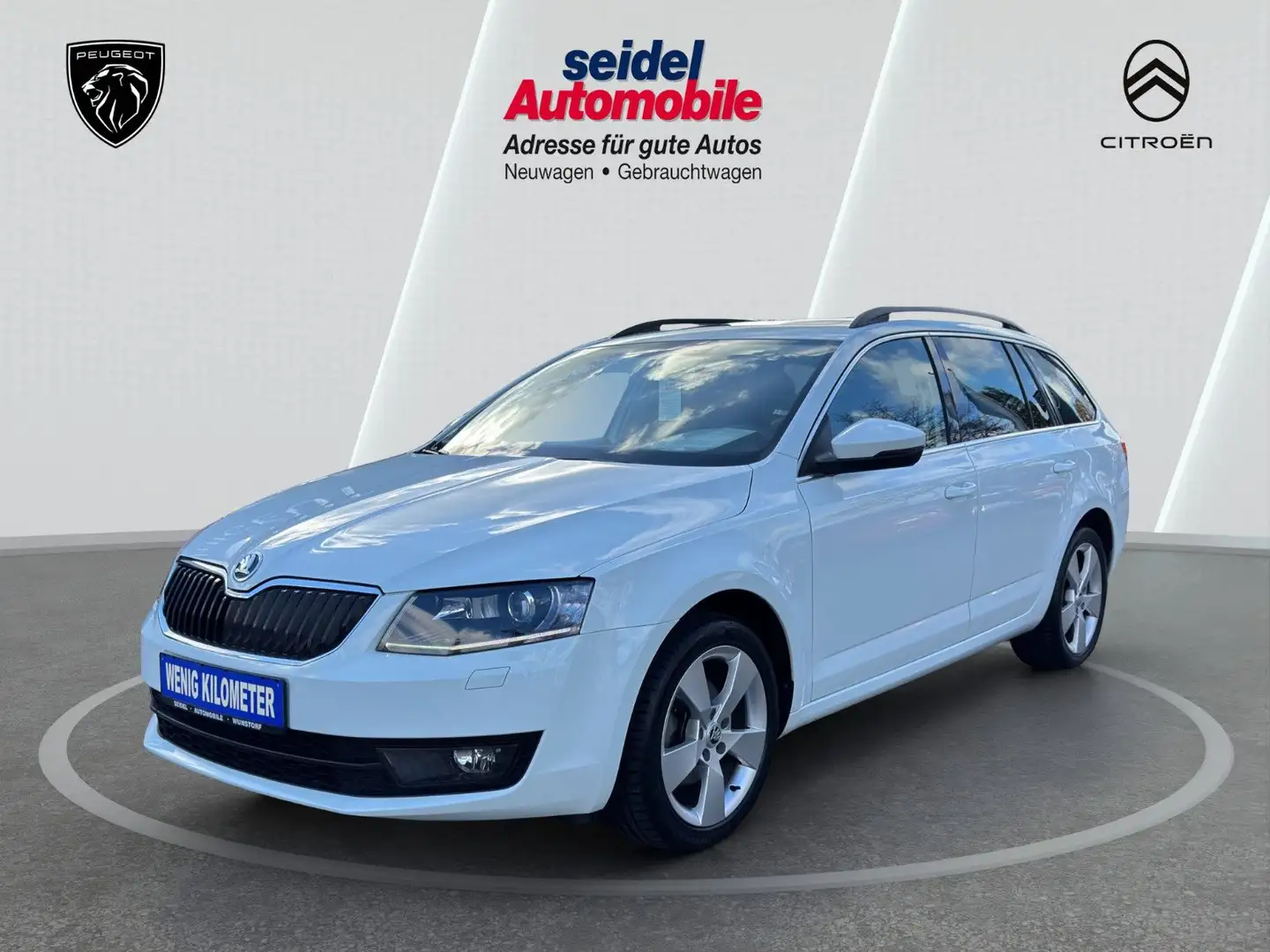 Skoda Octavia 1.4 TSI Green tec DSG Style Combi Wit - 1