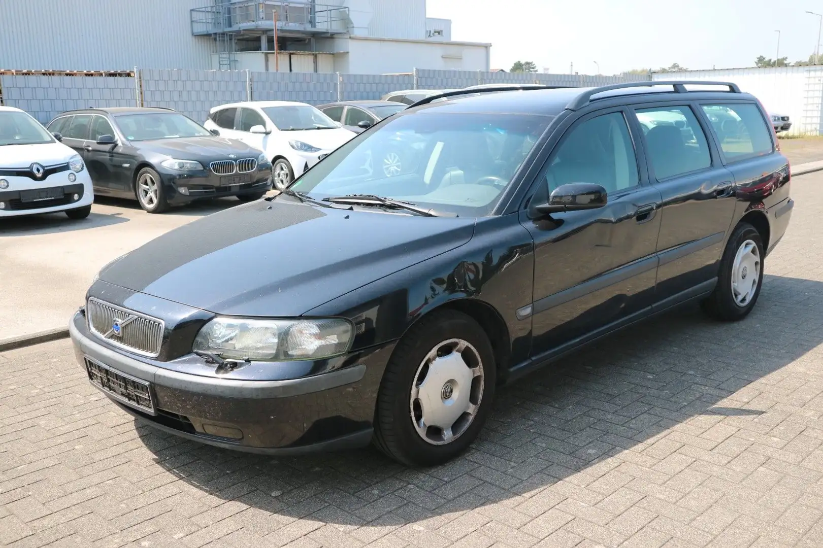 Volvo V70 2.4 Automatik *LEDER*KLIMA*ALU* Nero - 1