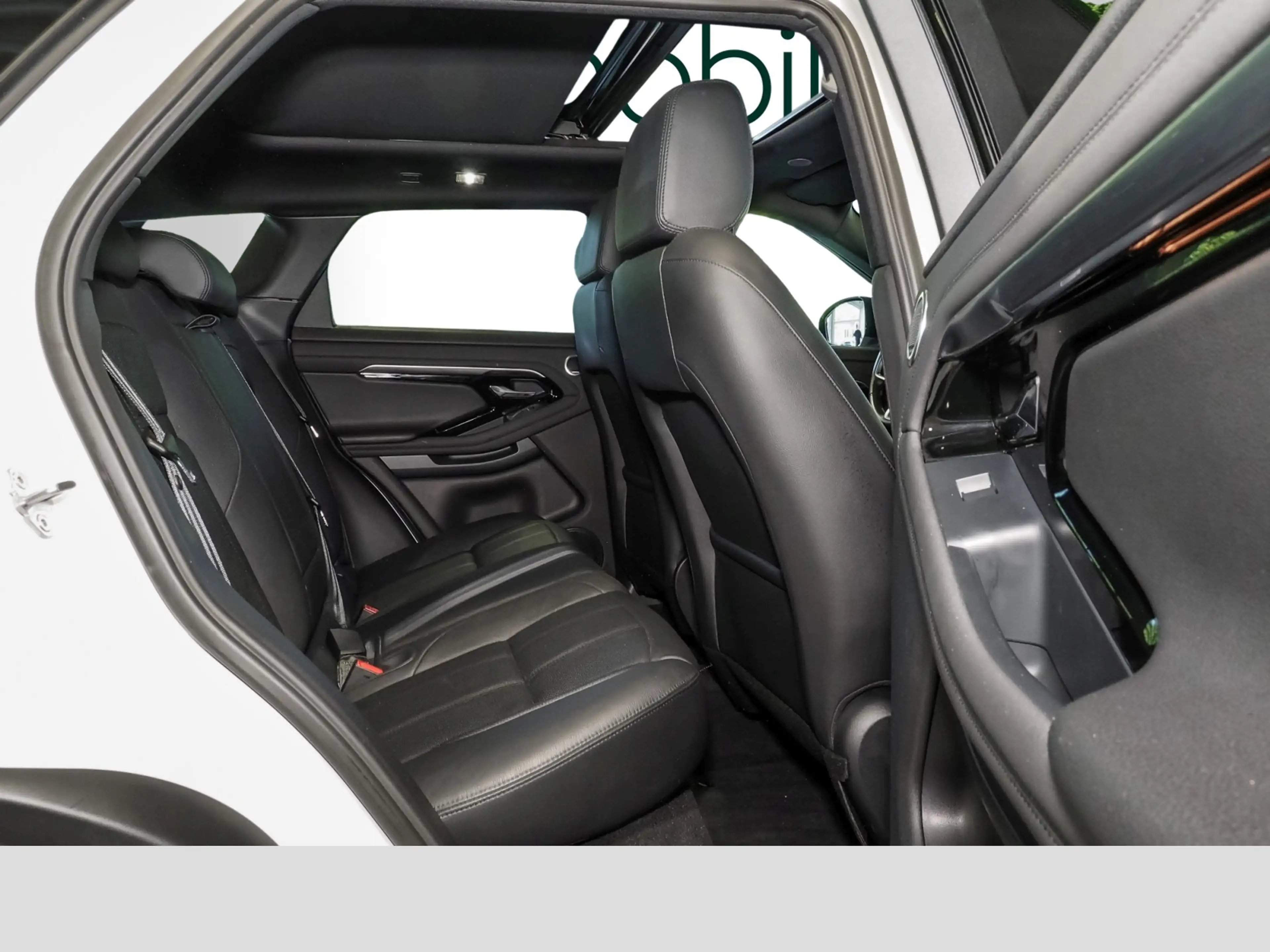 Land Rover Range Rover Evoque R-DYNAMIC SE D 200 MHEV — photo 13