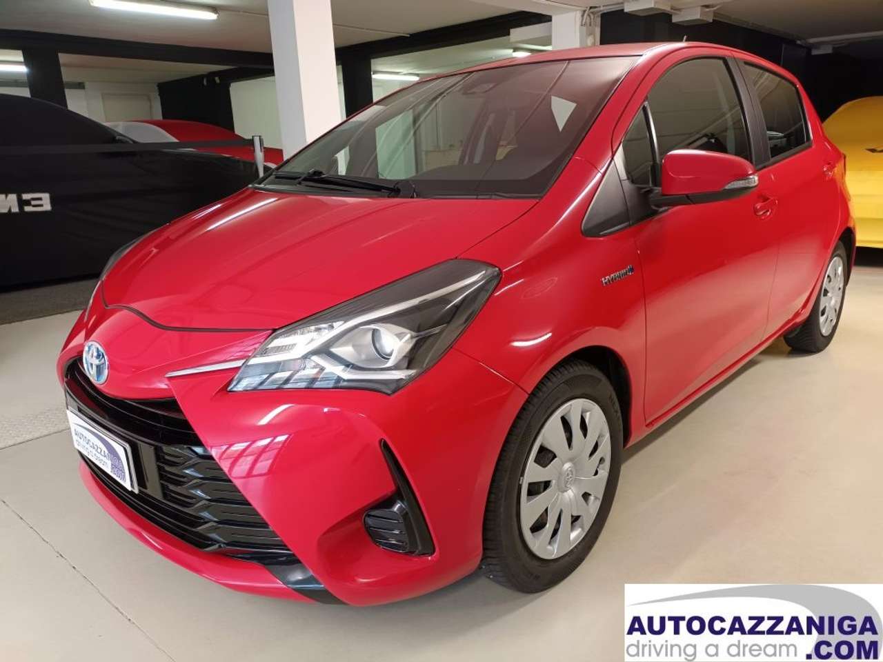 Toyota Yaris 1.5 FULL HYBRID 101cv ACTIVE 5P PRATICAMENTE NUOVA