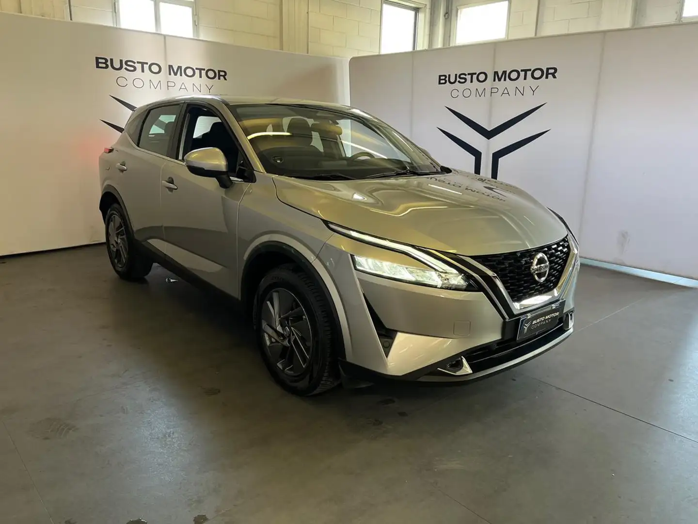 Nissan Qashqai MHEV 140 CV Acenta Grigio - 1