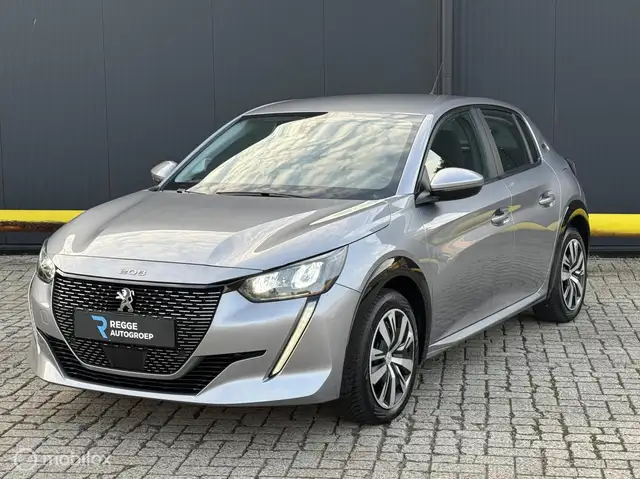 Peugeot e-208 EV Allure 50 kWh KEYLESS | CARPLAY | LED