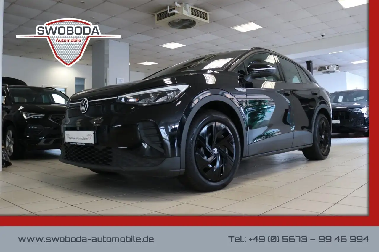 Volkswagen ID.4 Pro Performance 150 kW 360° ACC STHZ 95% — photo 1 of 36