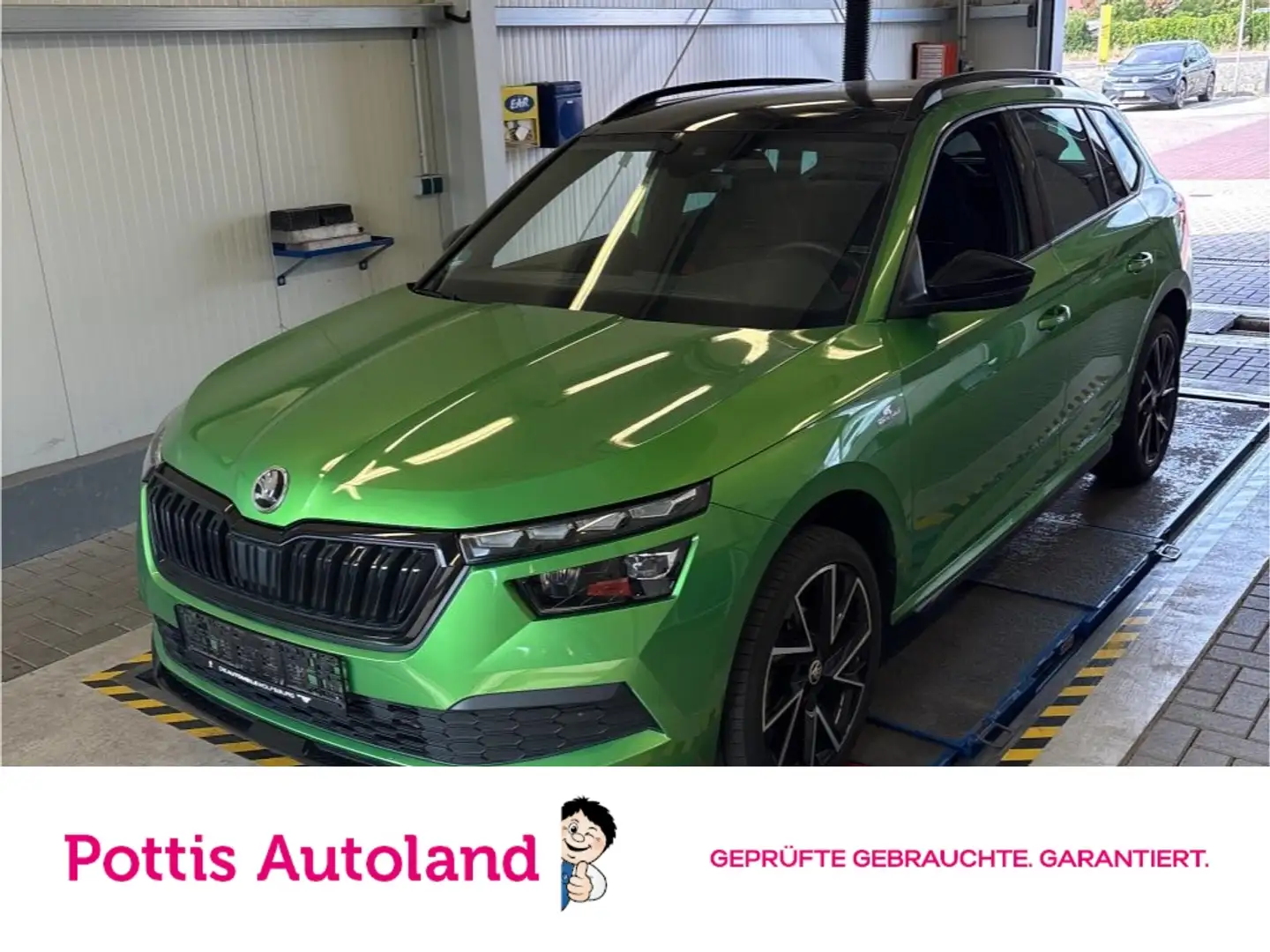 Skoda Kamiq 1.0 TSI MONTE CARLO PANO AHK SITZHZG PDC Grün - 1
