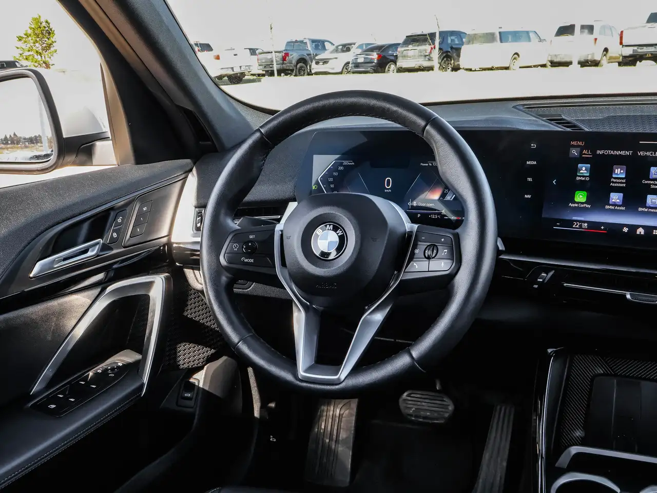 BMW X1 снимка BMW X1