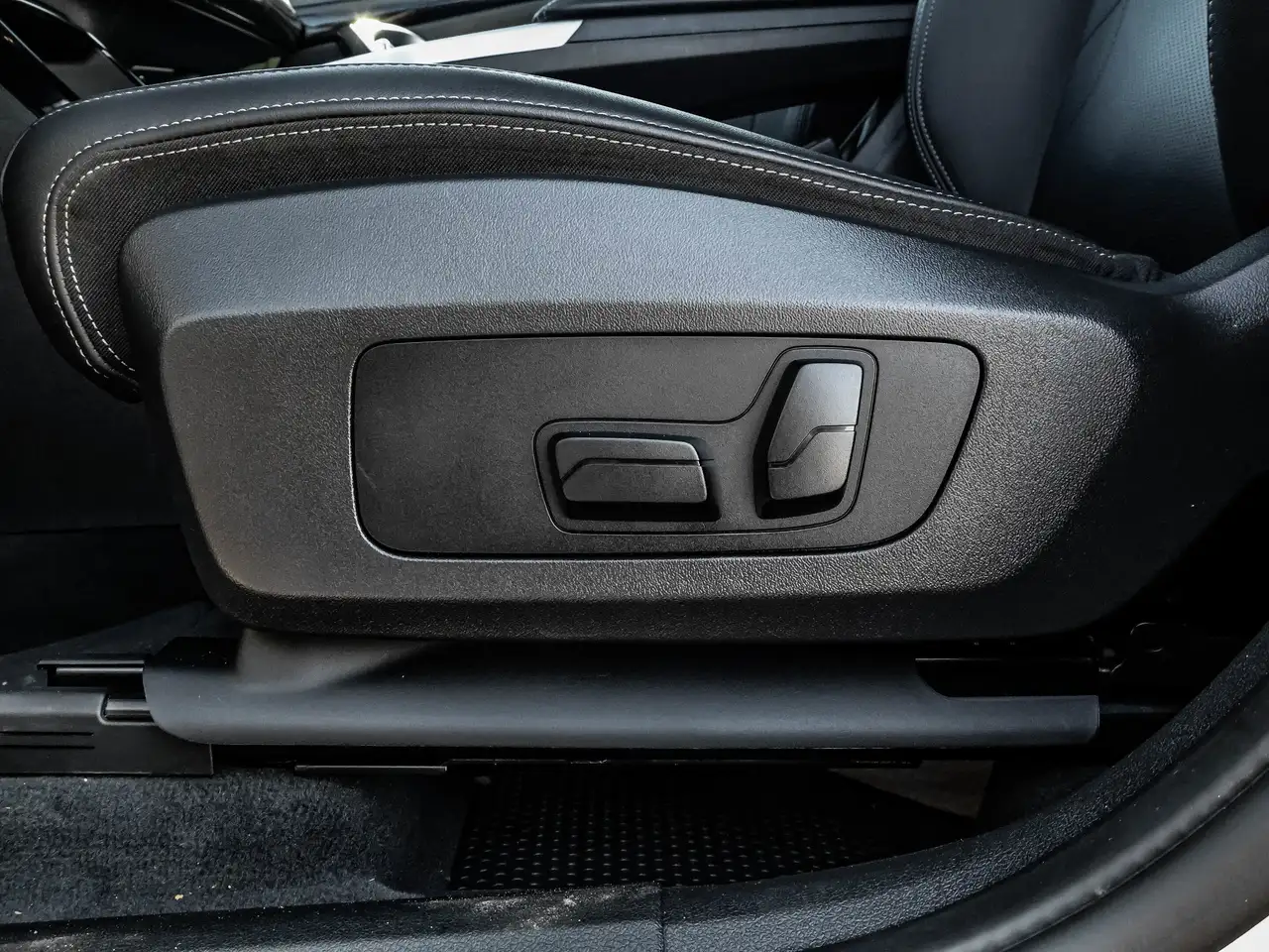 BMW X1 снимка BMW X1