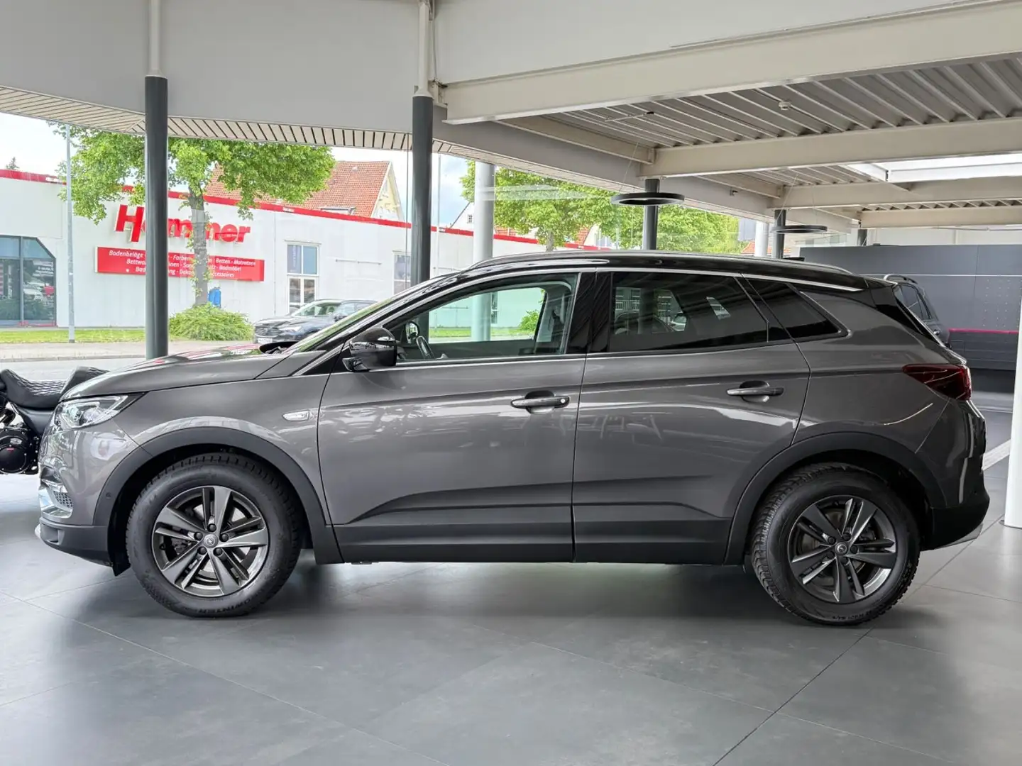 Opel Grandland X LED/Leder/360°/SHZ/AHK/Navi/2.Hand Grau - 2