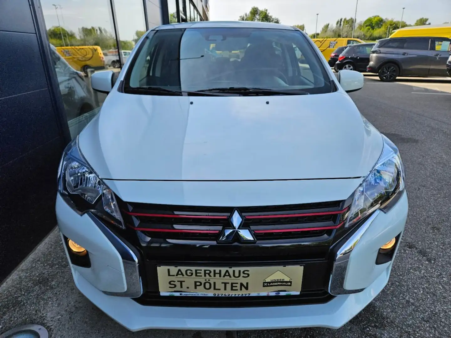 Mitsubishi Space Star 1,2 Invite AS&G SDA 24 Weiß - 2