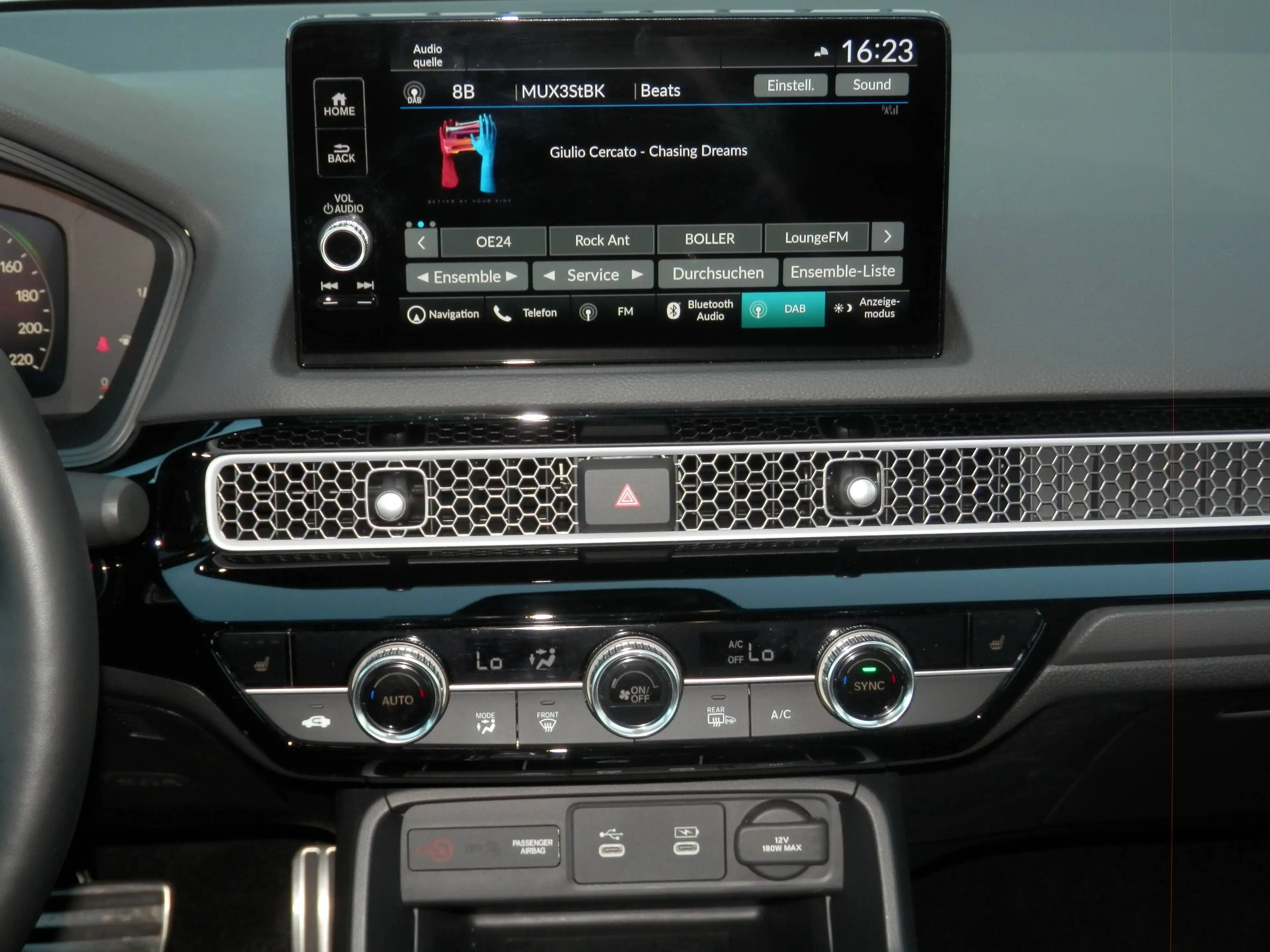 Honda Civic 2.0 i-MMD Hybrid Advance e-CVT Aut. — photo 8
