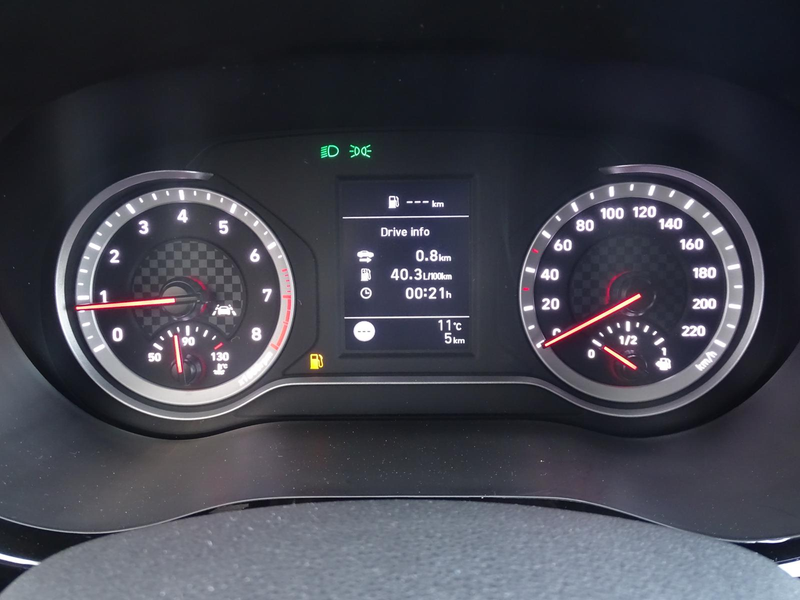 Hyundai i10 1.0 GDi CONNECT & GO NAVI/DAB+/APPLE/KAMERA — photo 7