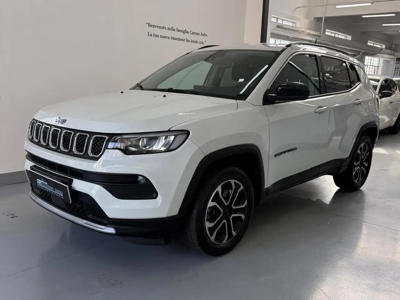 Jeep Compass 1.3 turbo t4 phev Limited 4xe auto, миниатюра 3