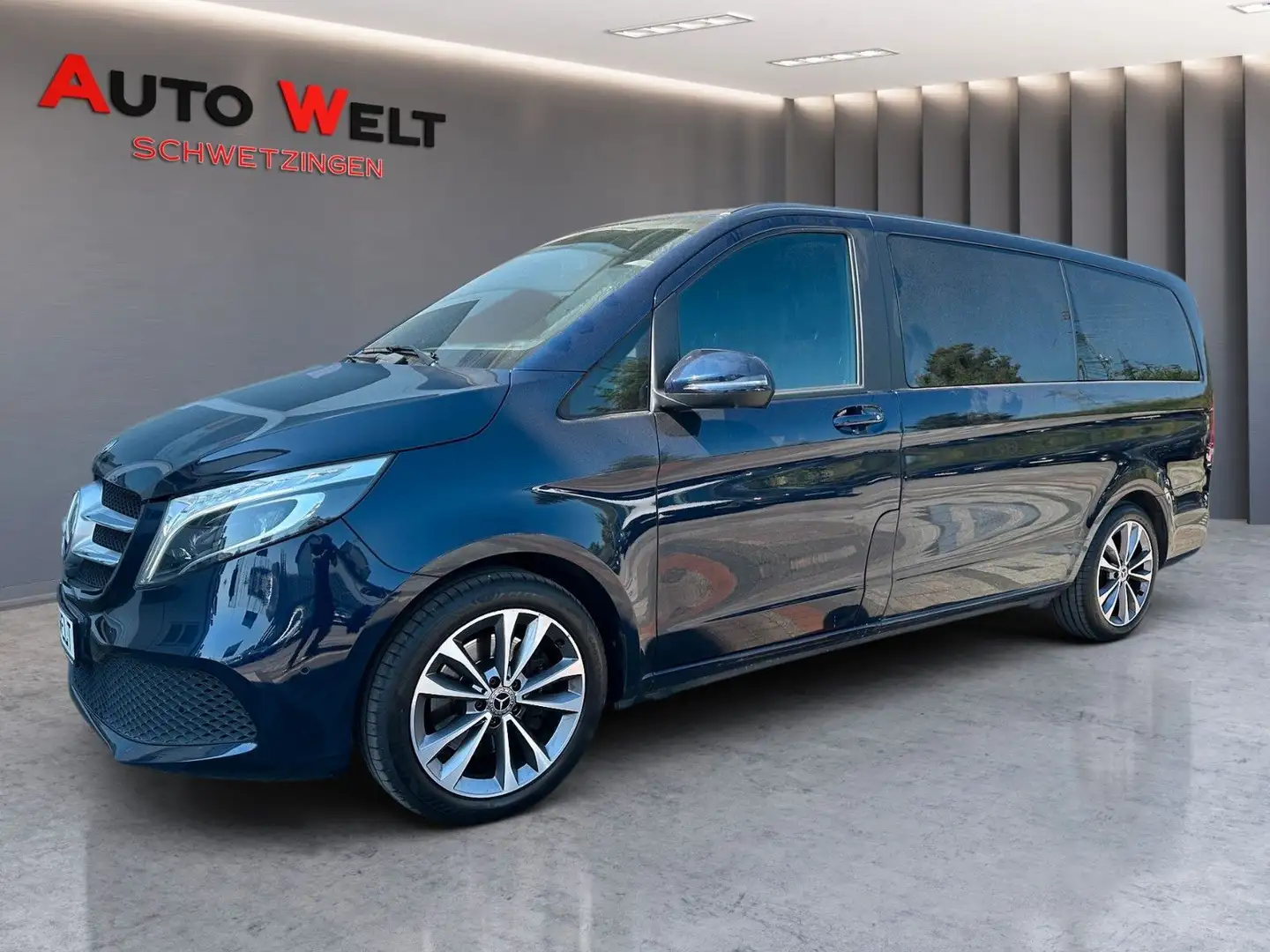 Mercedes-Benz V 250 d lang/1Hand/7-Sitzer/LED/Liege/ACC/8fach Blau - 2