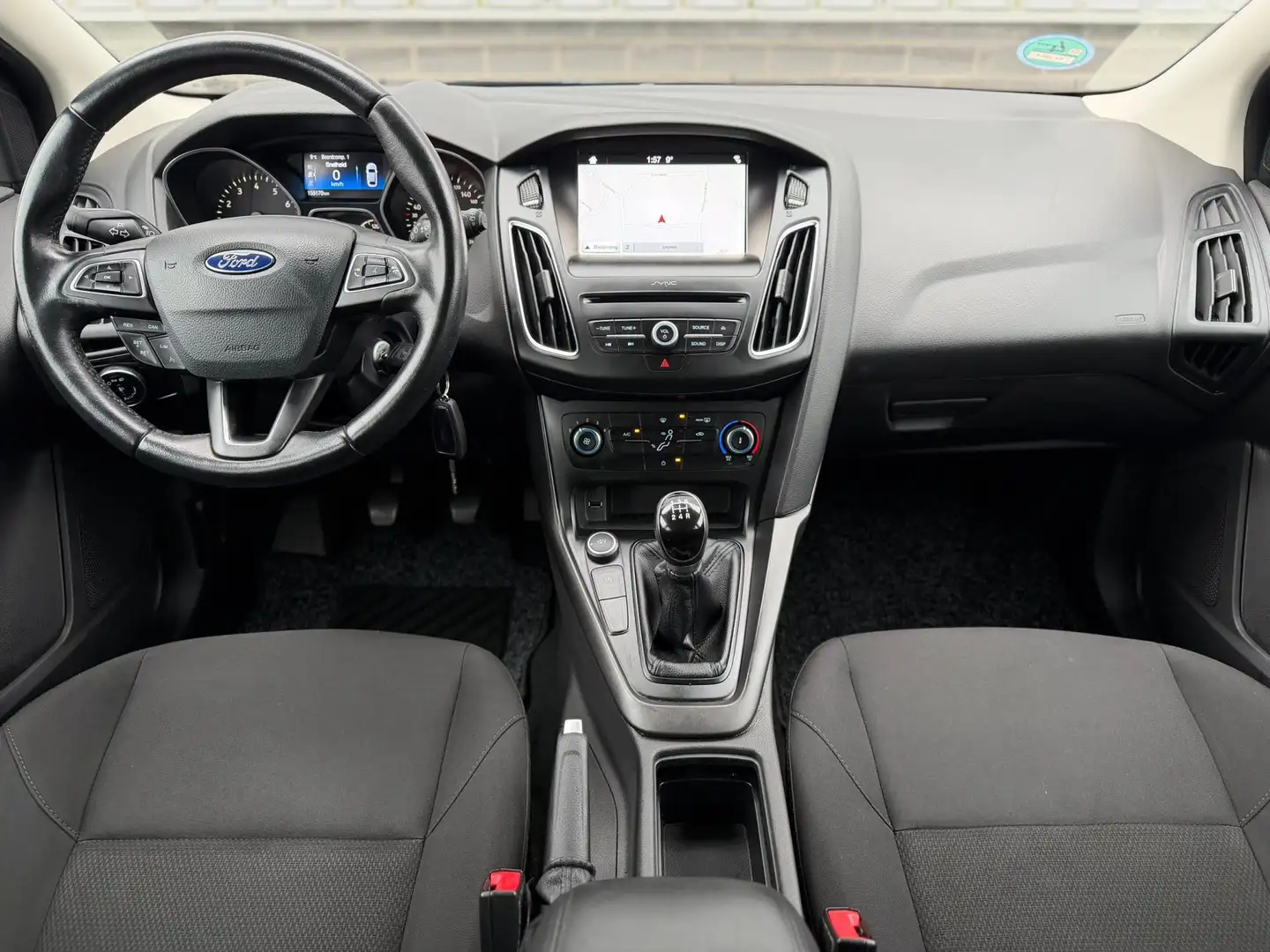 Ford Focus Wagon 1.0 Trend |Navi|CruiseCtrl|Carplay|PDC|Airco Noir - 2